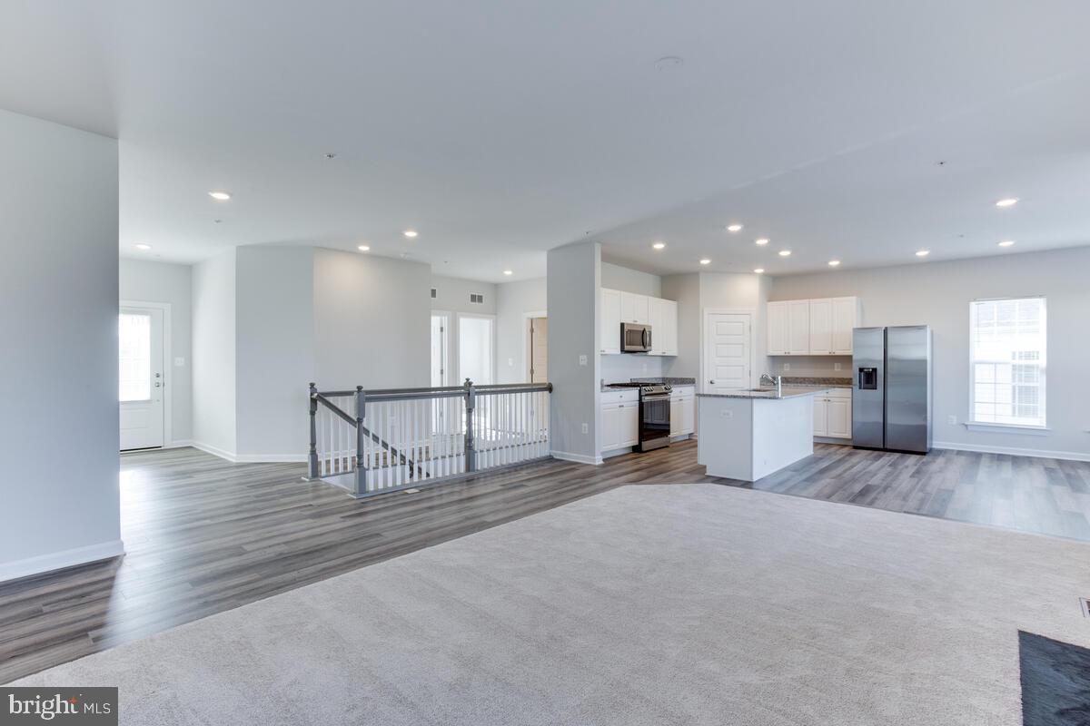 VILLAGES OF SAVANNAH - Residential