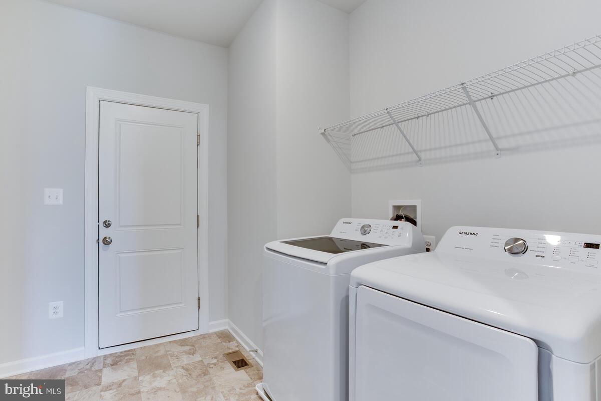 VILLAGES OF SAVANNAH - Residential