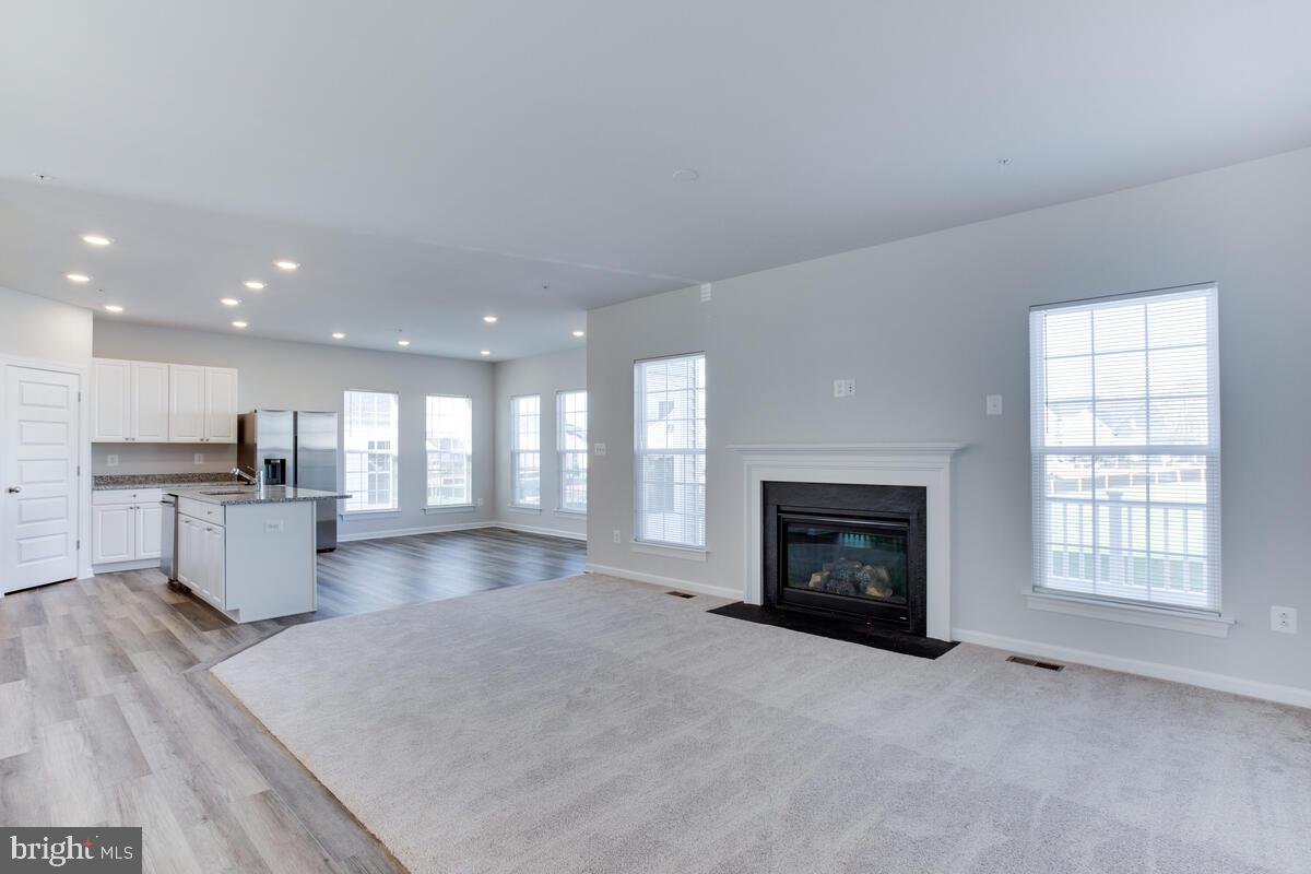 VILLAGES OF SAVANNAH - Residential