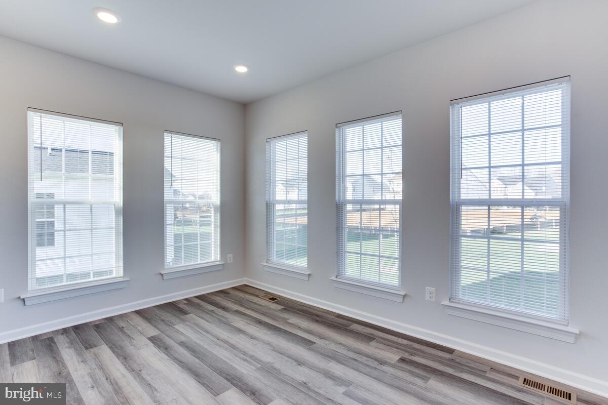 VILLAGES OF SAVANNAH - Residential