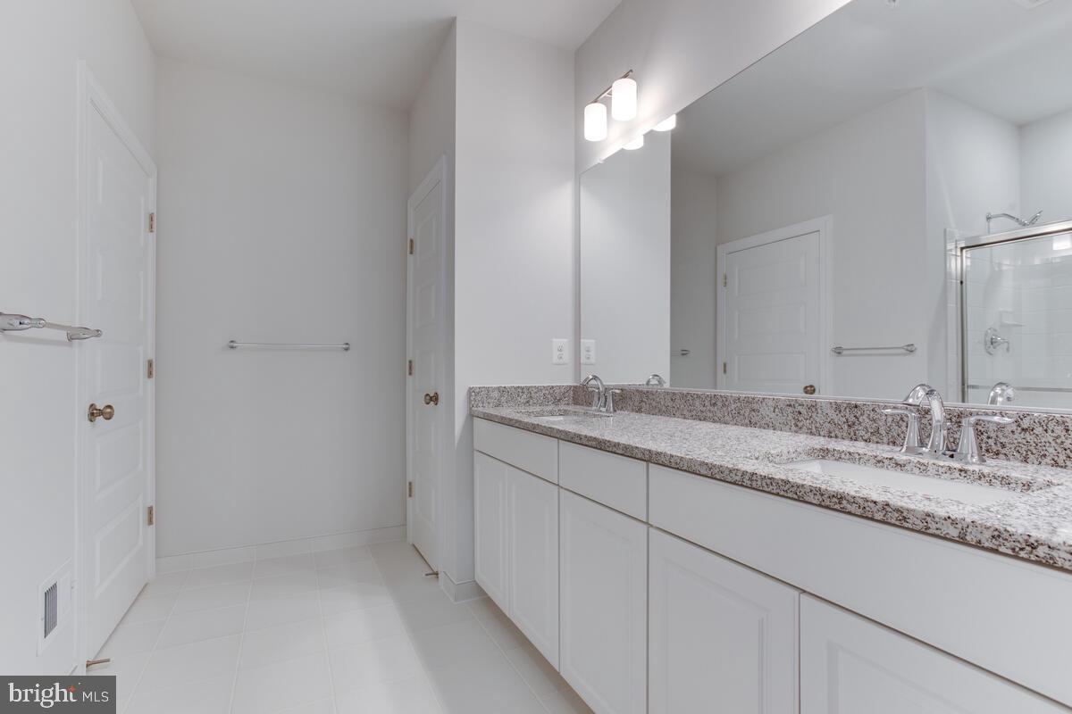 VILLAGES OF SAVANNAH - Residential