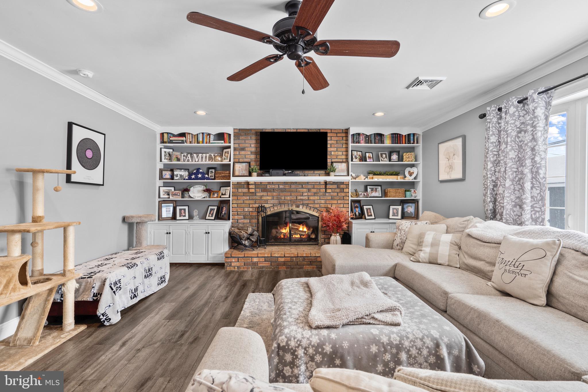 HIGHLAND PARK - Residential