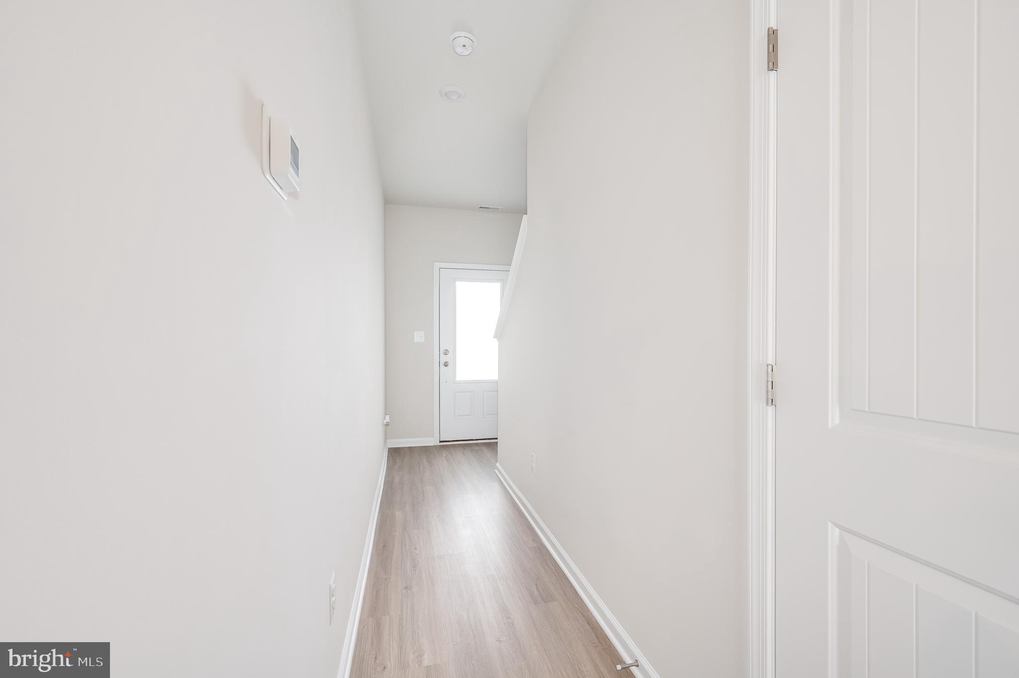 HOMEPLACE AT RIVERSIDE - Residential Lease