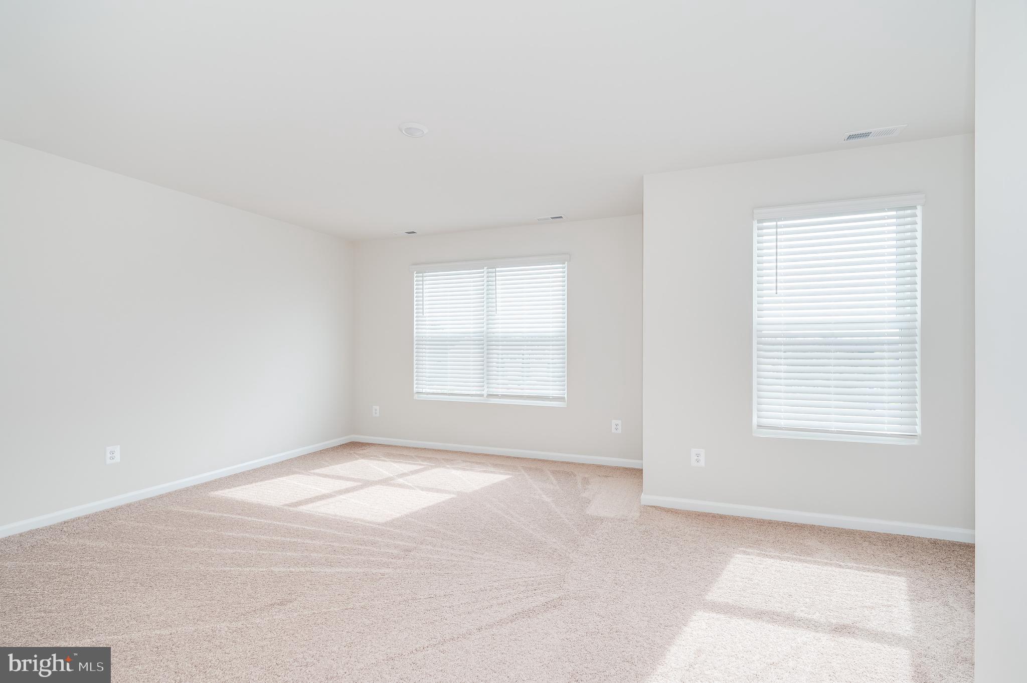 HOMEPLACE AT RIVERSIDE - Residential Lease