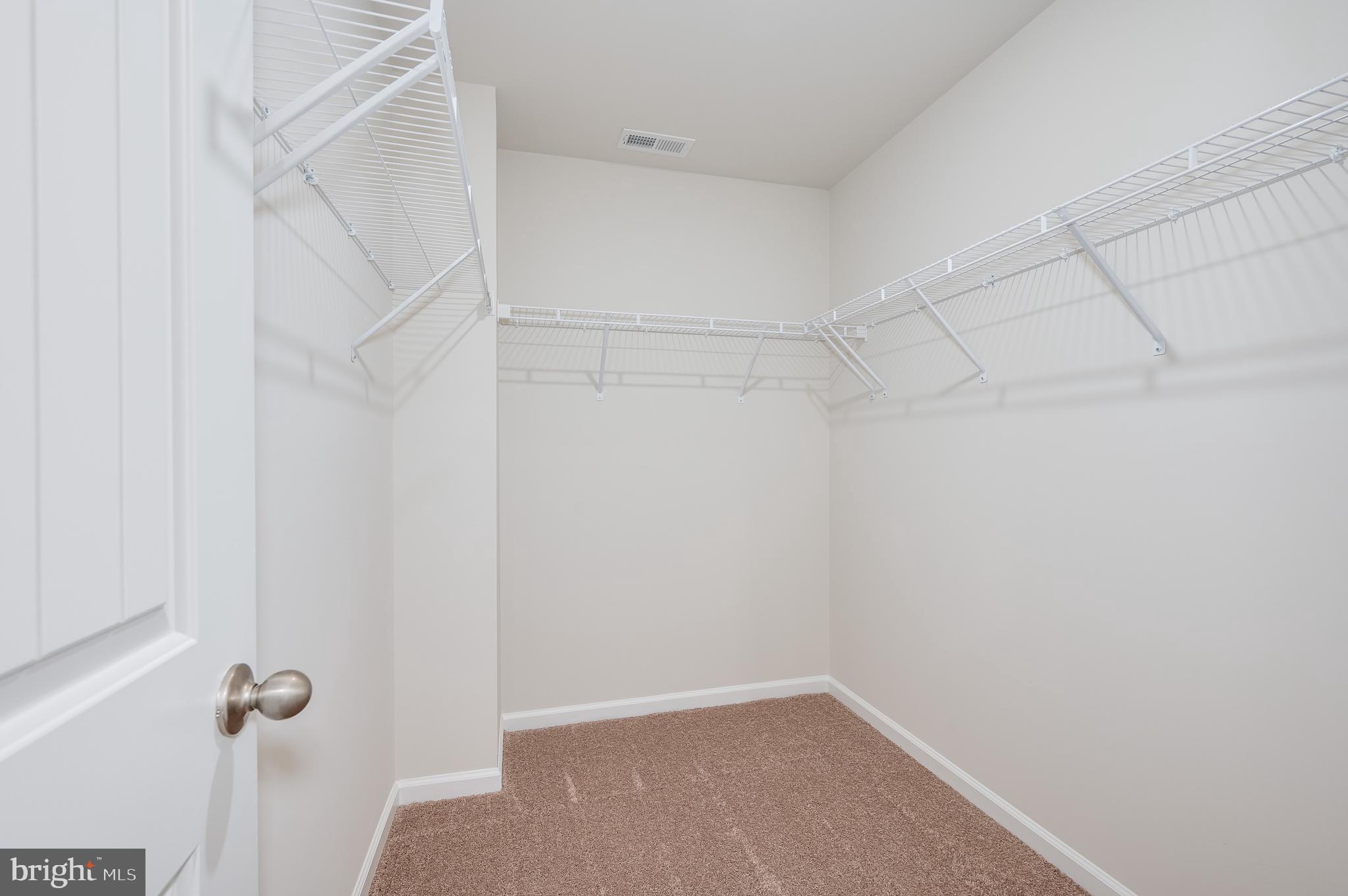 HOMEPLACE AT RIVERSIDE - Residential Lease