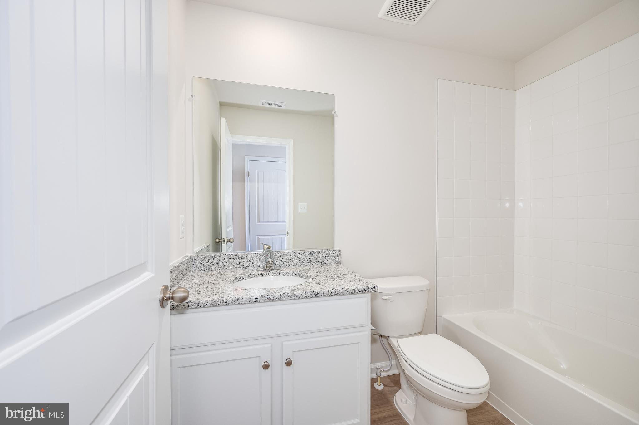 HOMEPLACE AT RIVERSIDE - Residential Lease