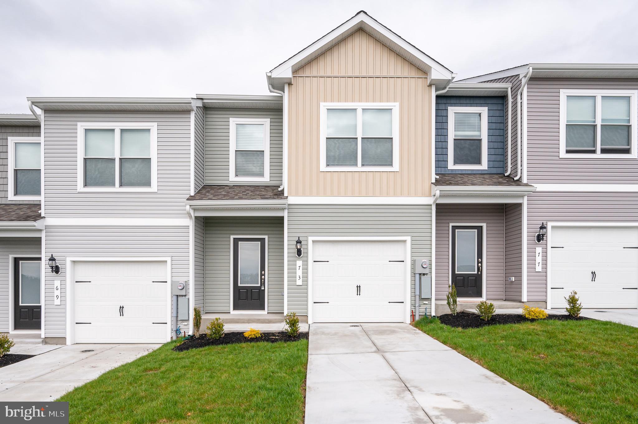 HOMEPLACE AT RIVERSIDE - Residential Lease