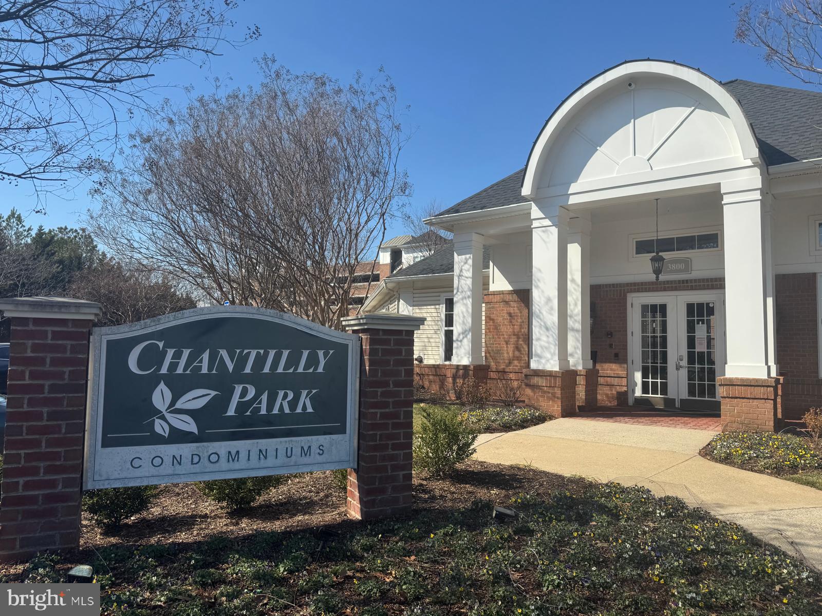 CHANTILLY PARK - Residential