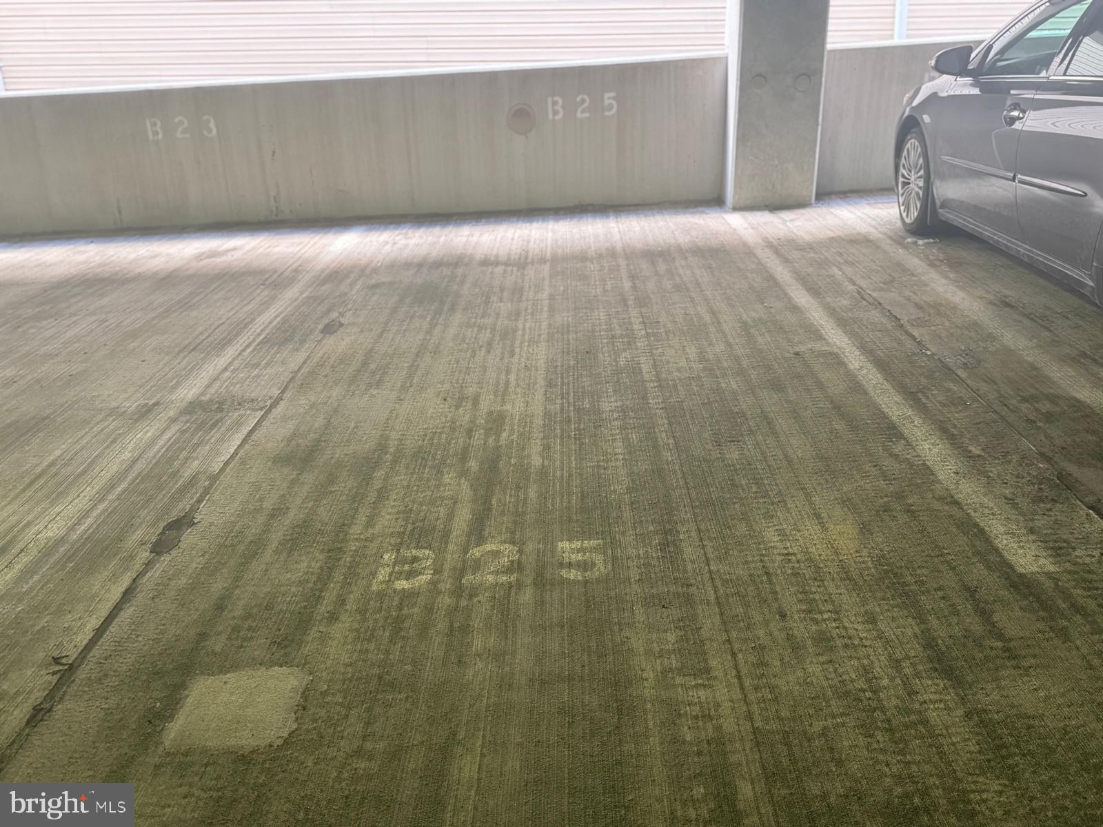 CHANTILLY PARK - Residential