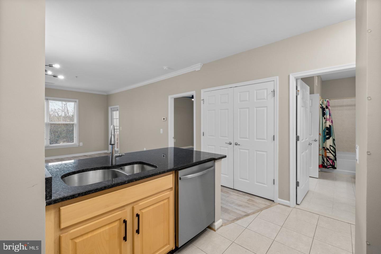 CHANTILLY PARK - Residential