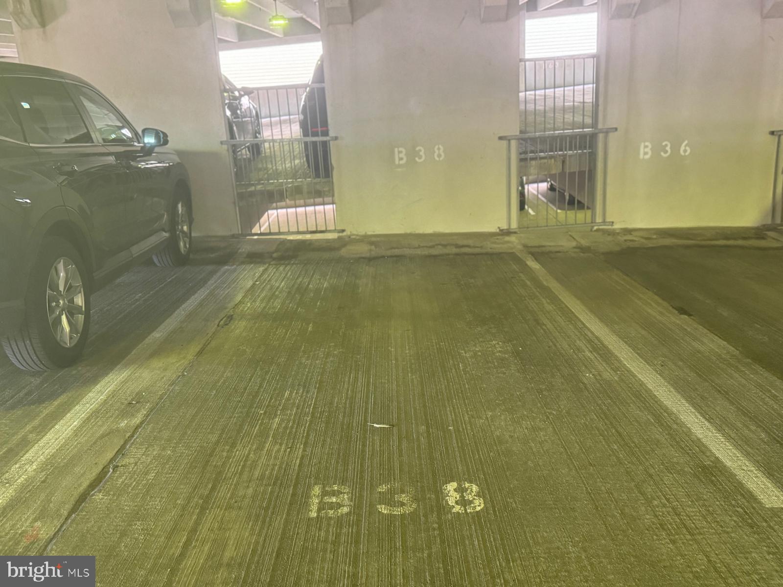 CHANTILLY PARK - Residential