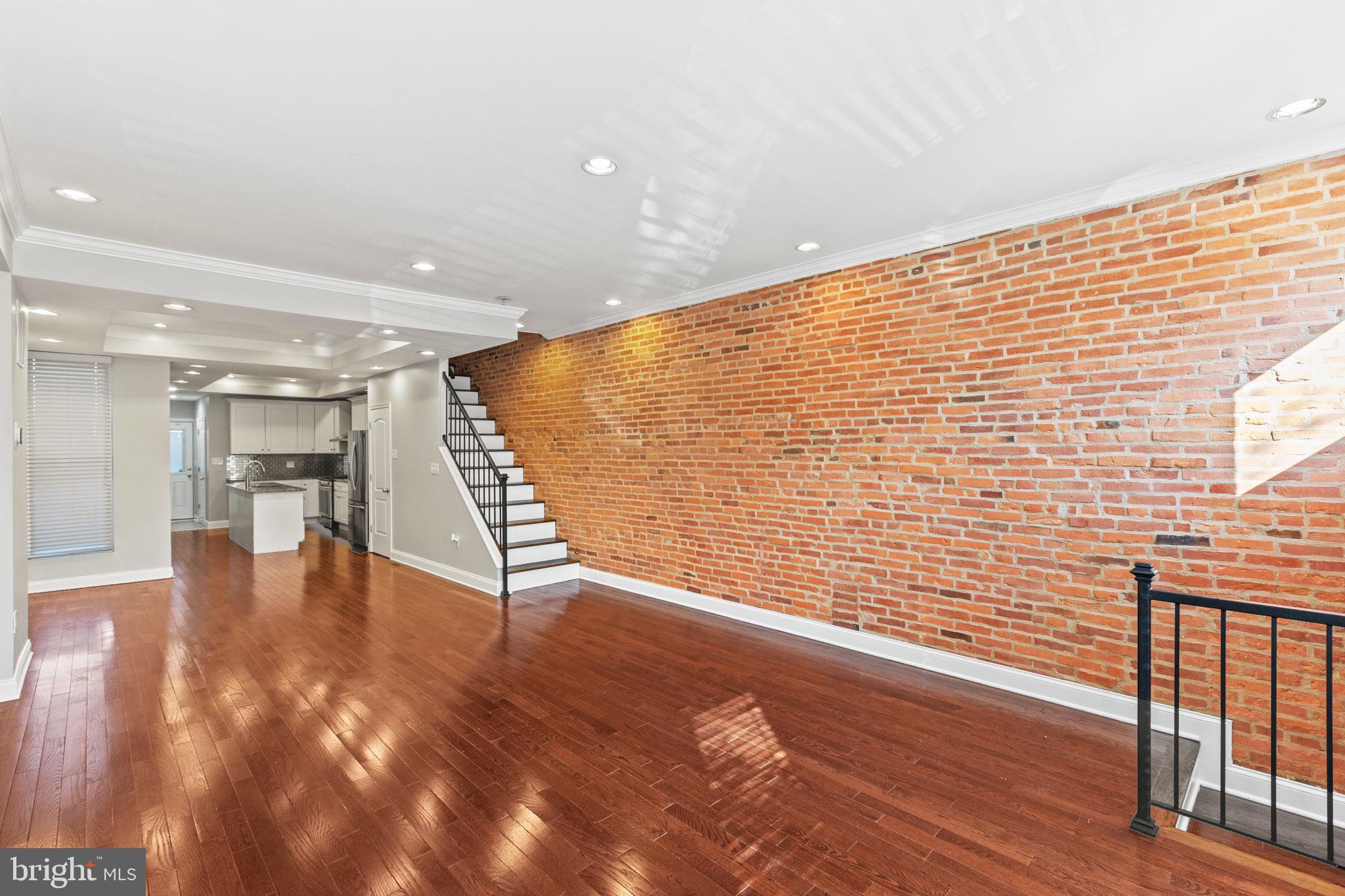 BUTCHERS HILL - Residential