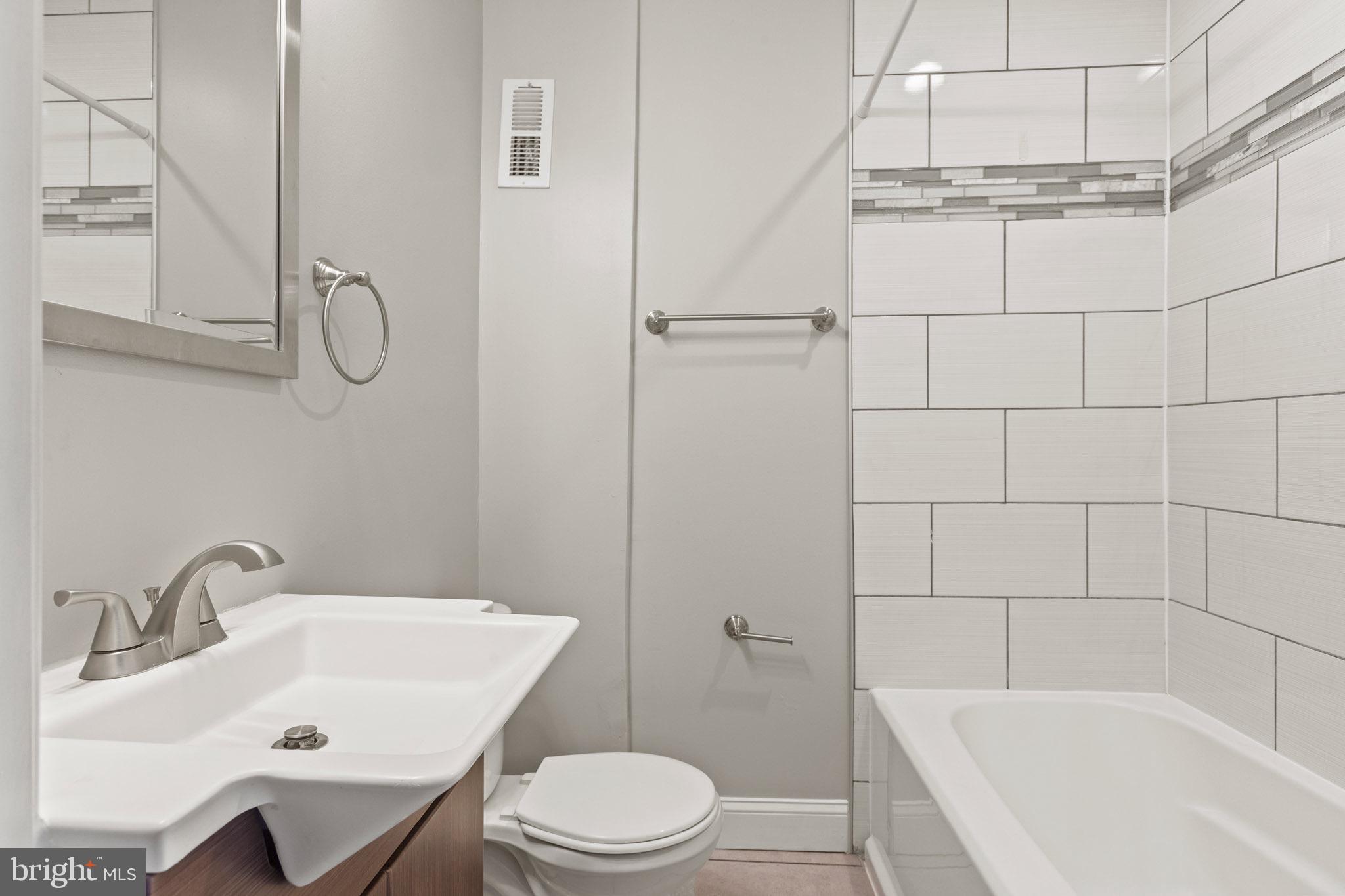 BUTCHERS HILL - Residential