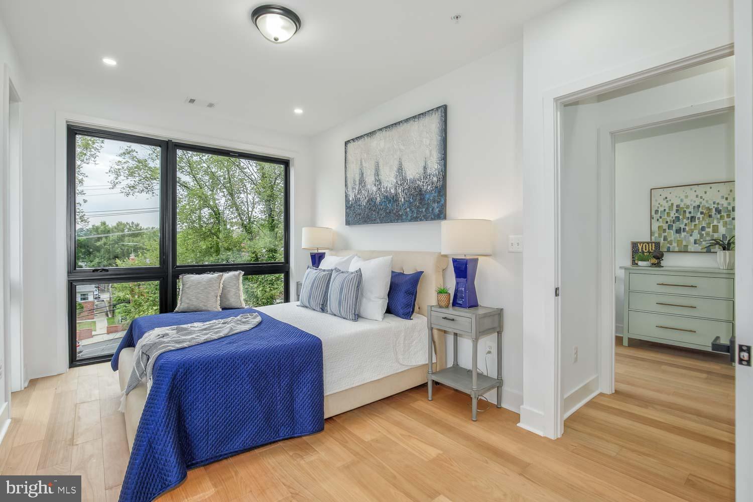 TAKOMA PARK - Residential