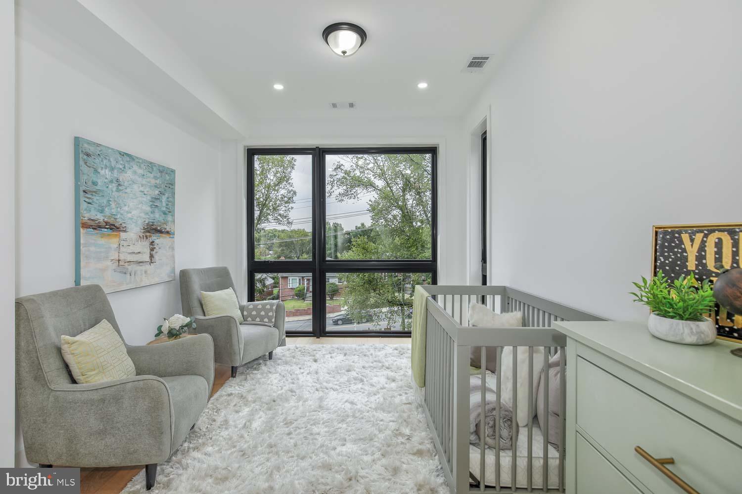 TAKOMA PARK - Residential