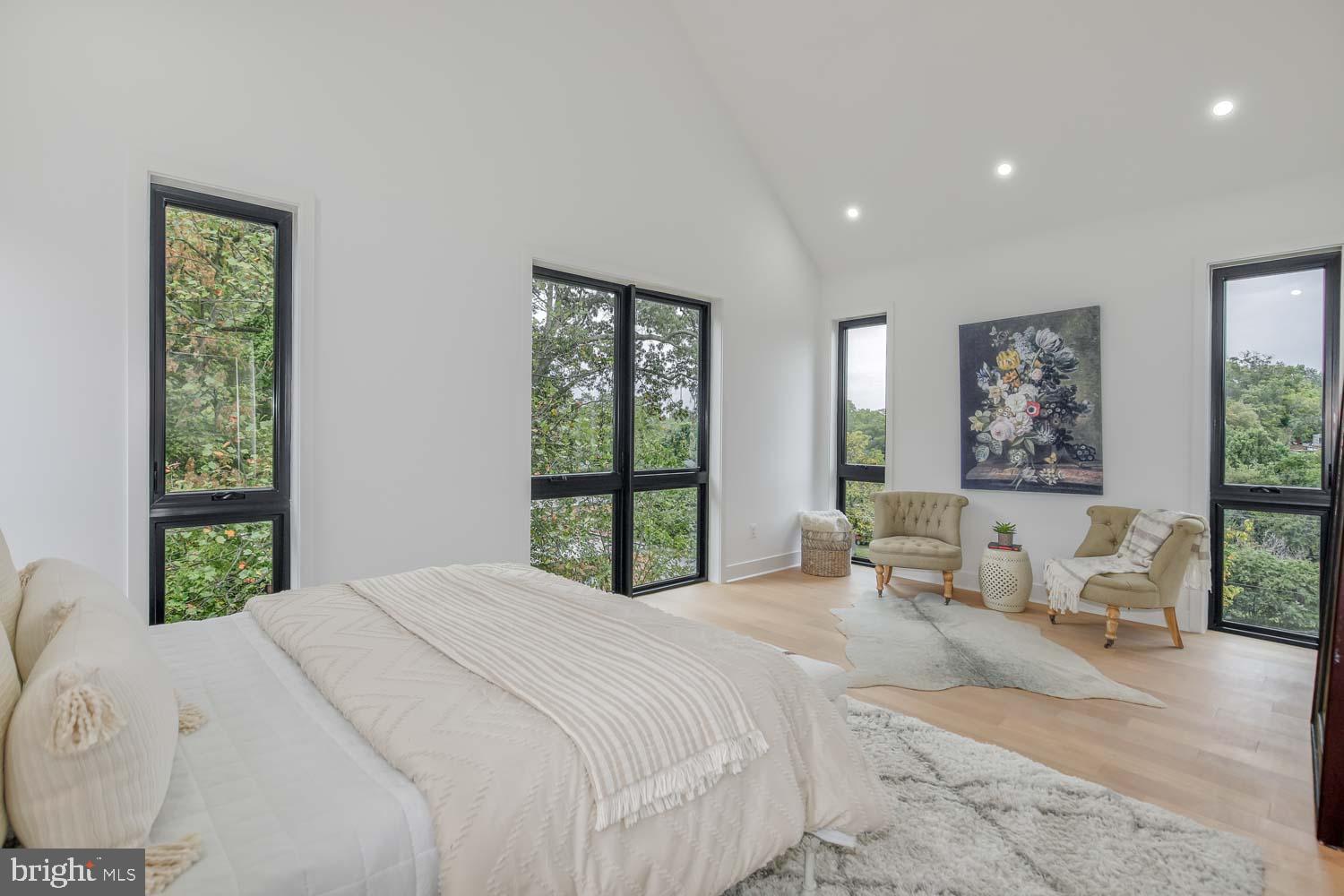 TAKOMA PARK - Residential