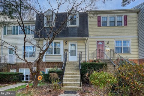 1715 HART COURT CROFTON MD 21114