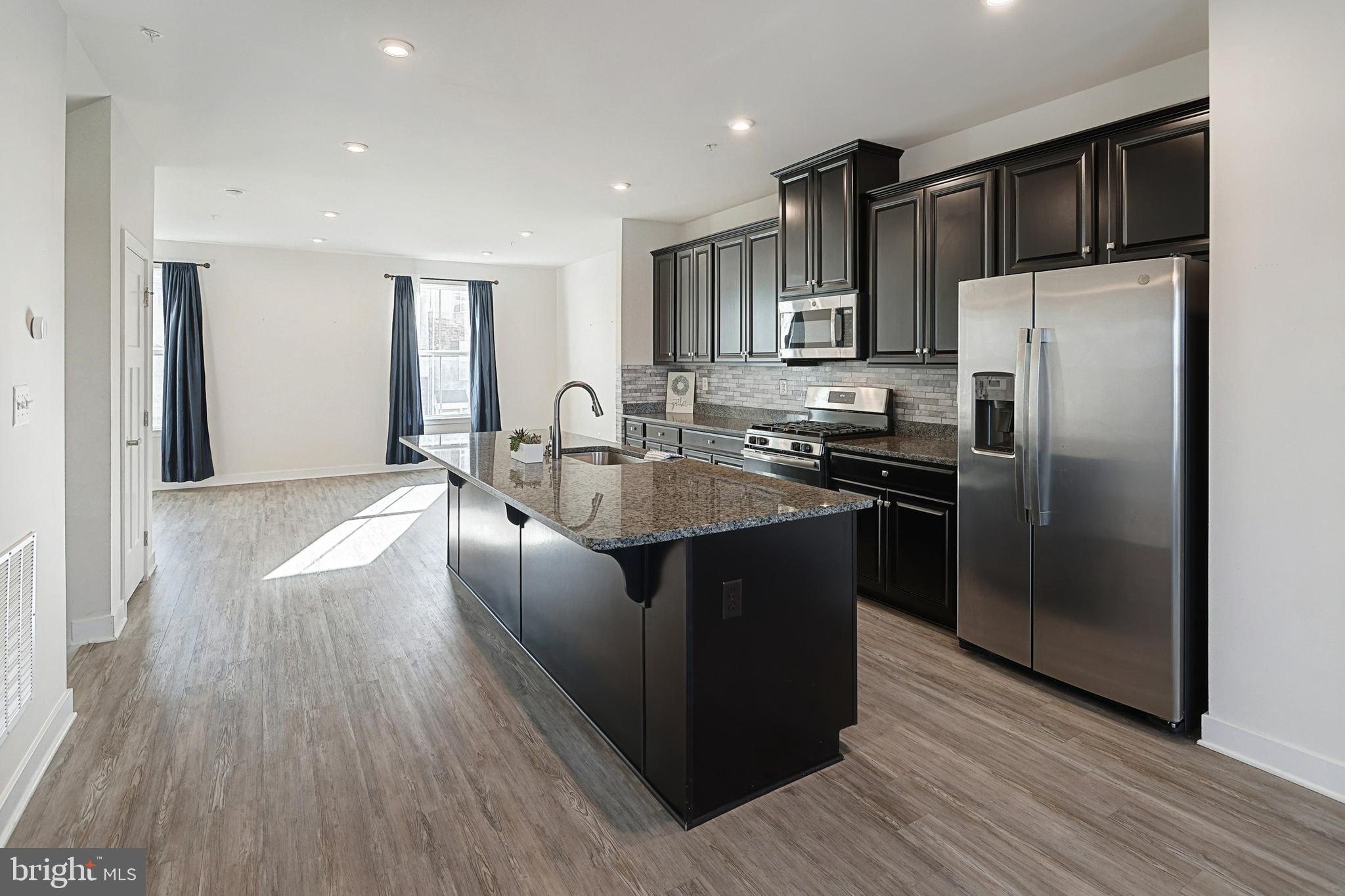 REGENTS GLEN TOWNHOME - Residential