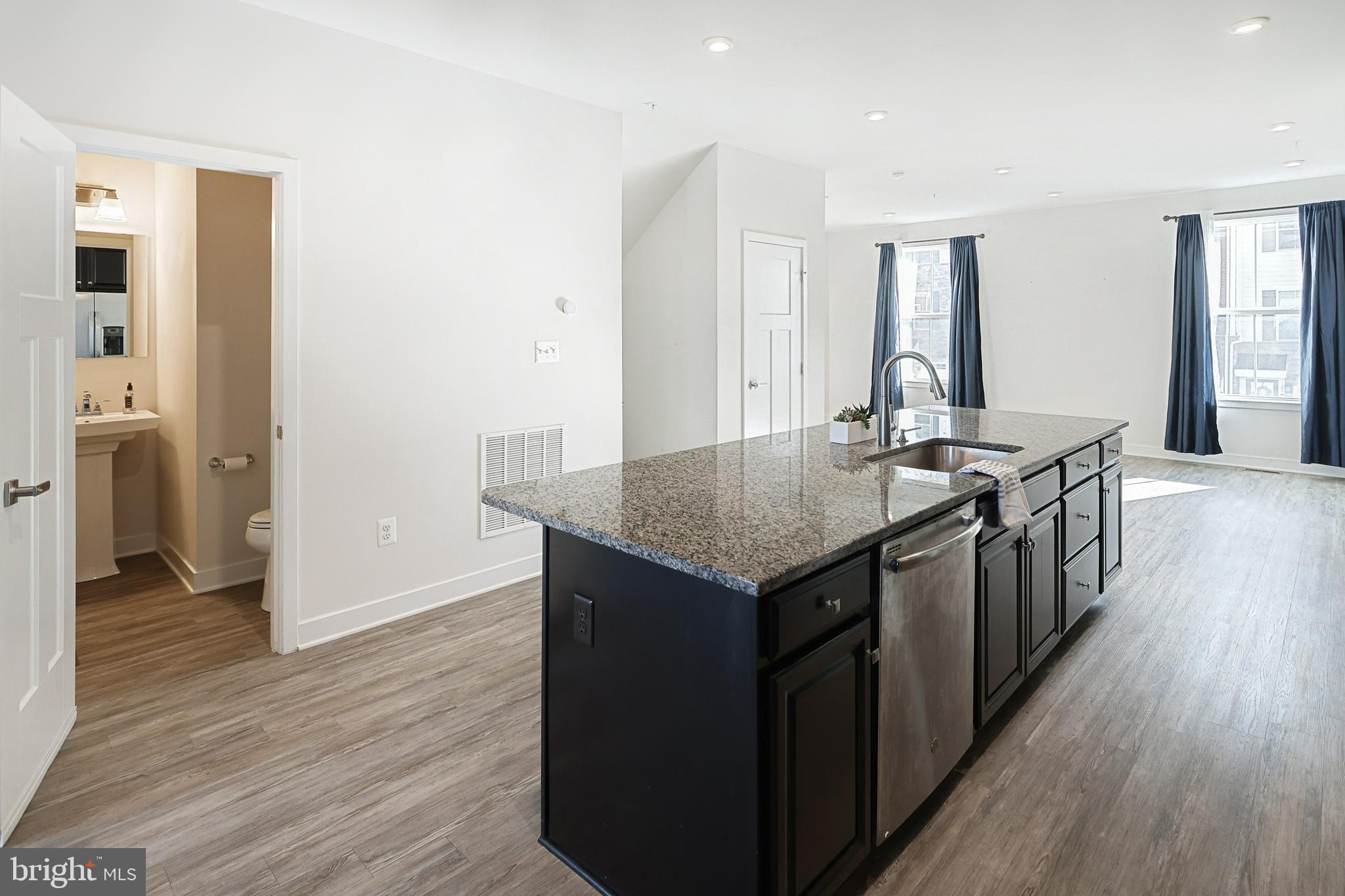 REGENTS GLEN TOWNHOME - Residential