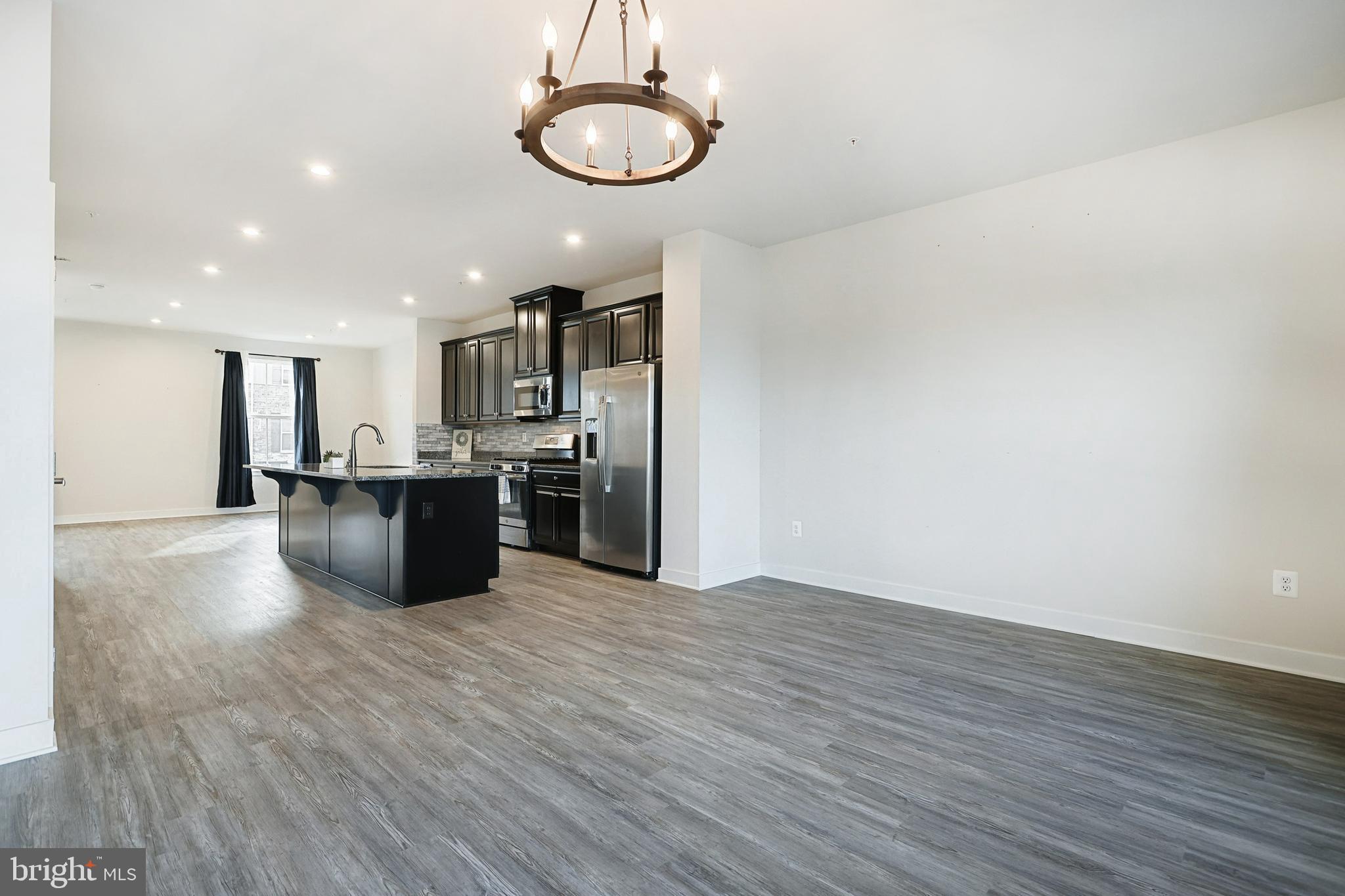 REGENTS GLEN TOWNHOME - Residential