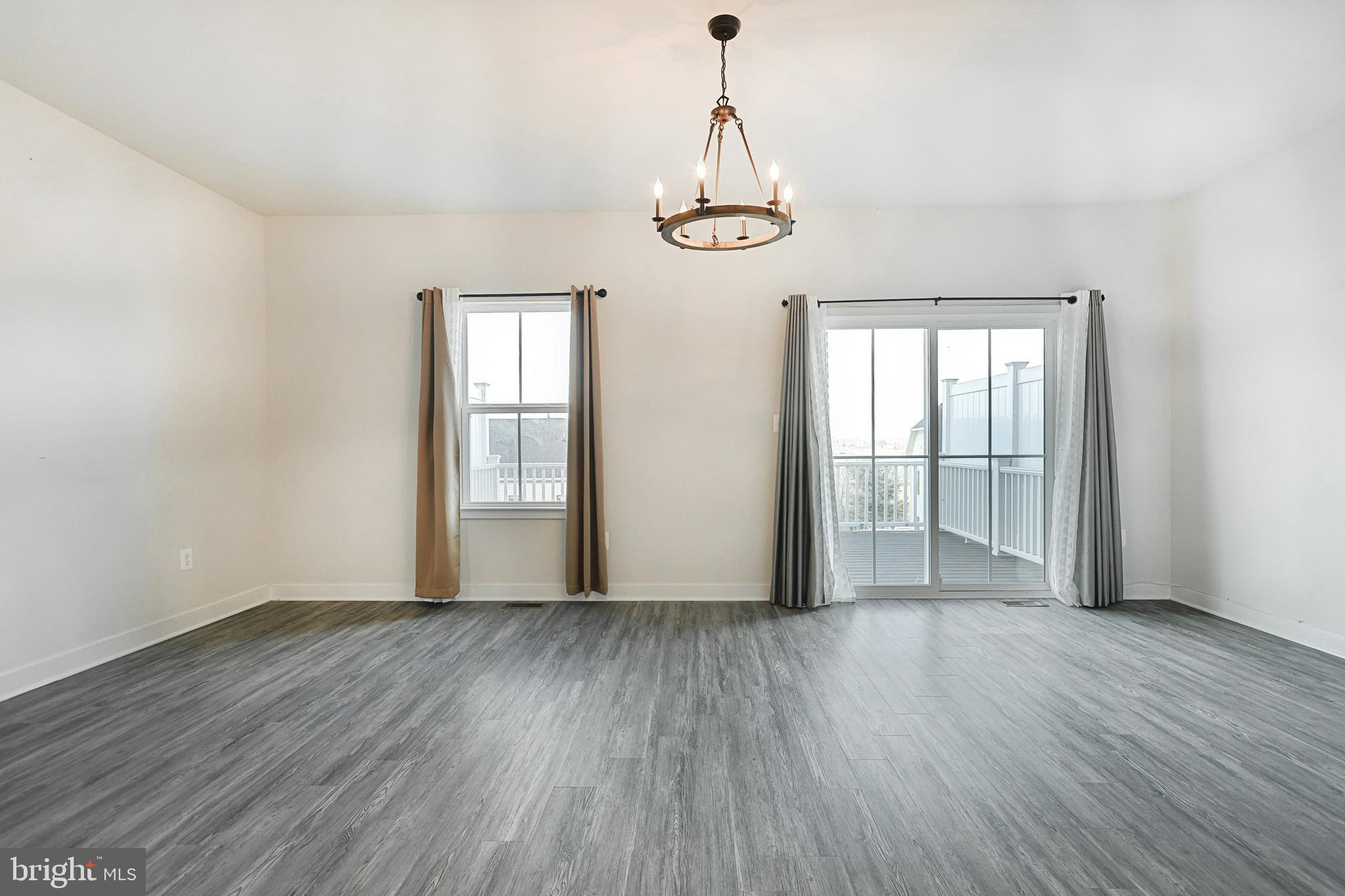 REGENTS GLEN TOWNHOME - Residential