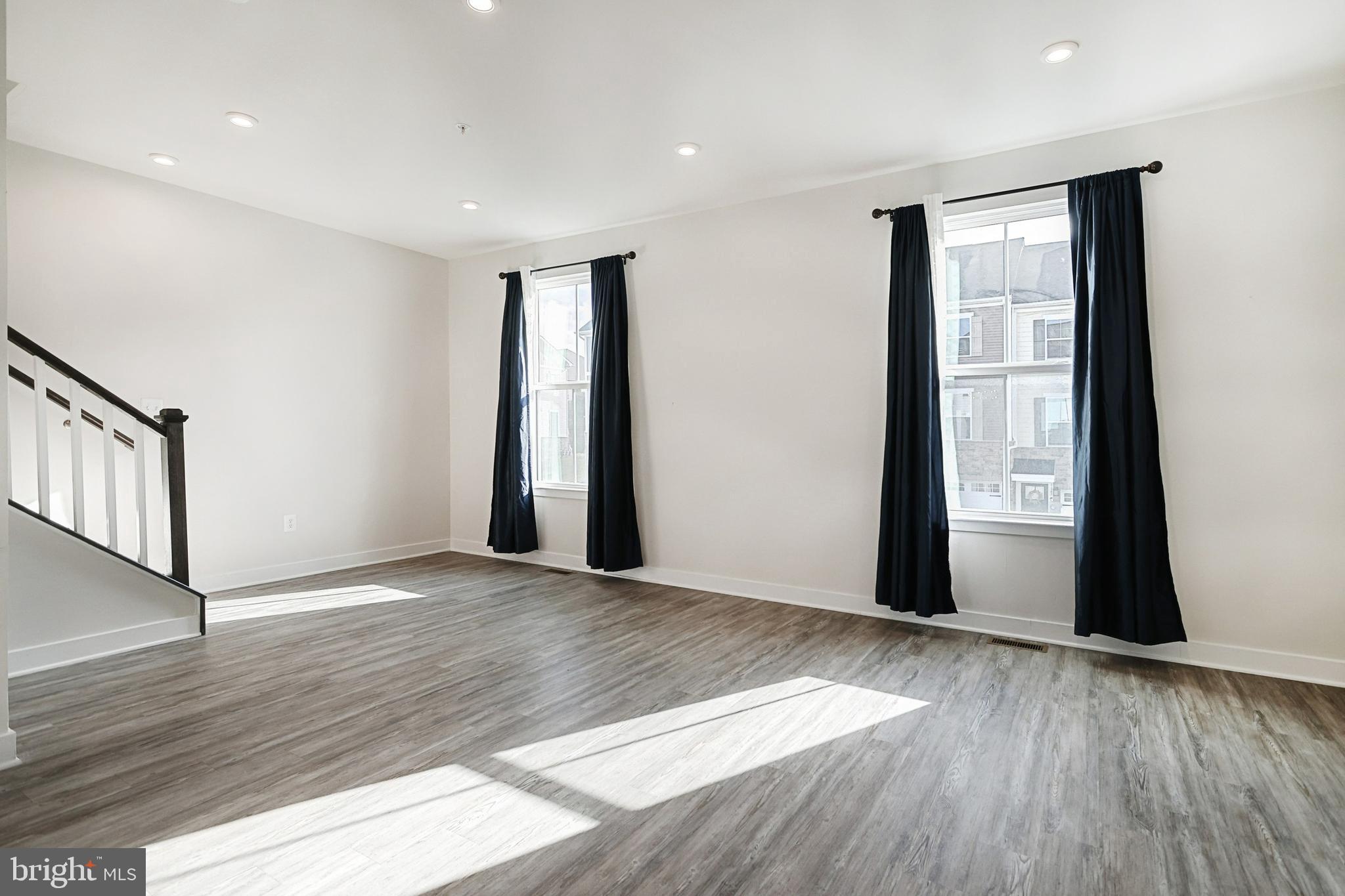 REGENTS GLEN TOWNHOME - Residential
