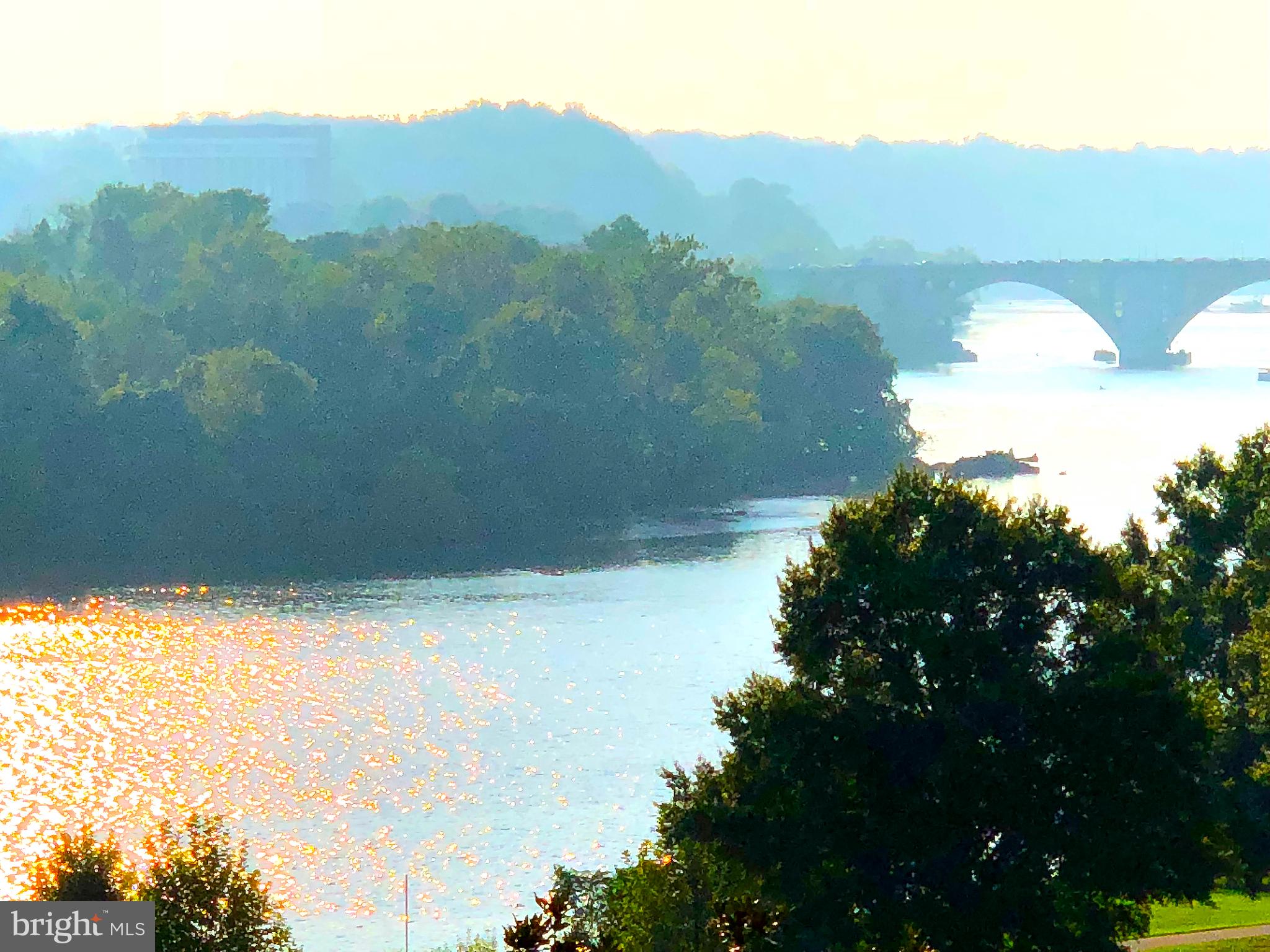 WATERGATE - Residential