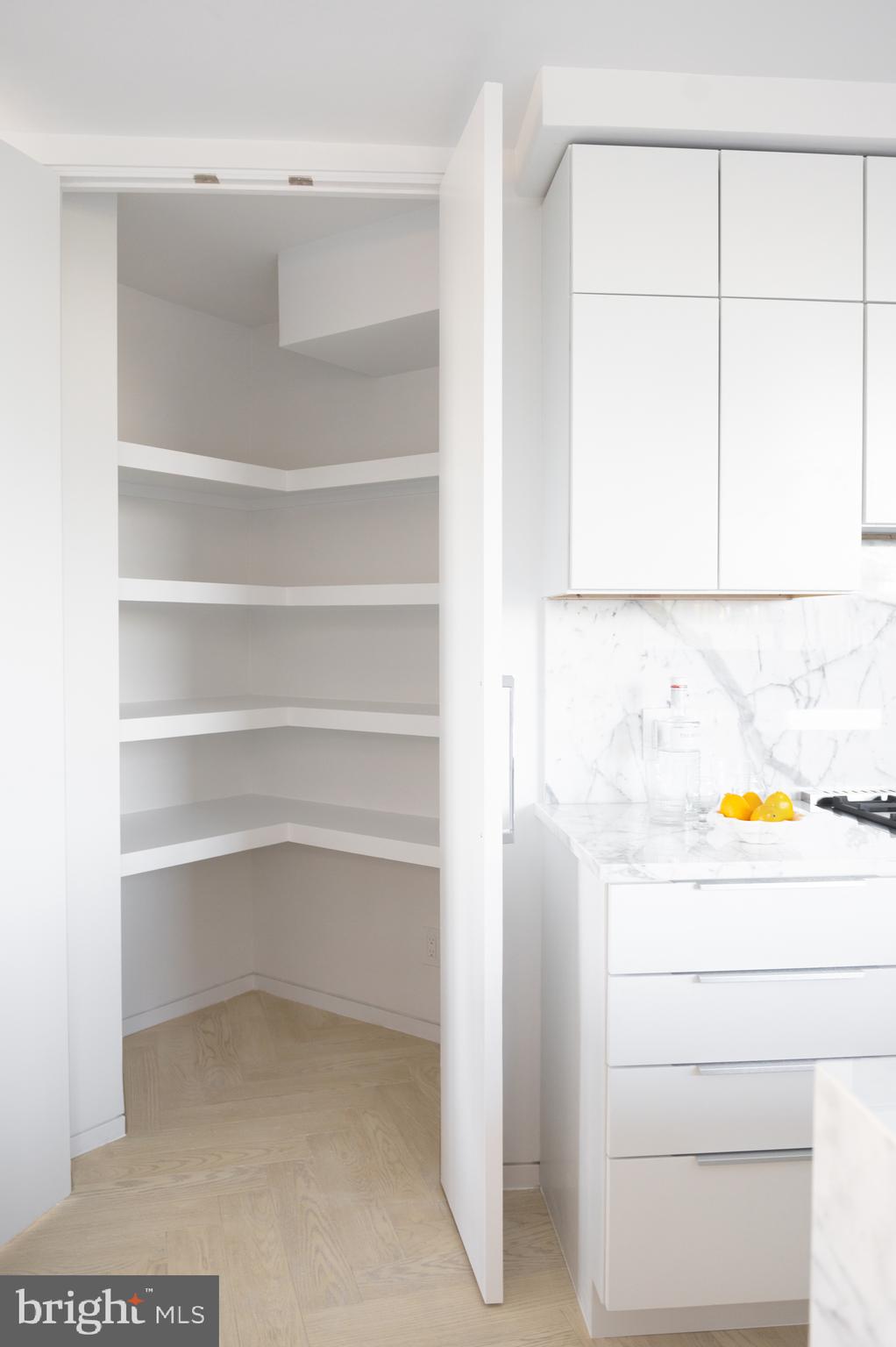 WATERGATE - Residential