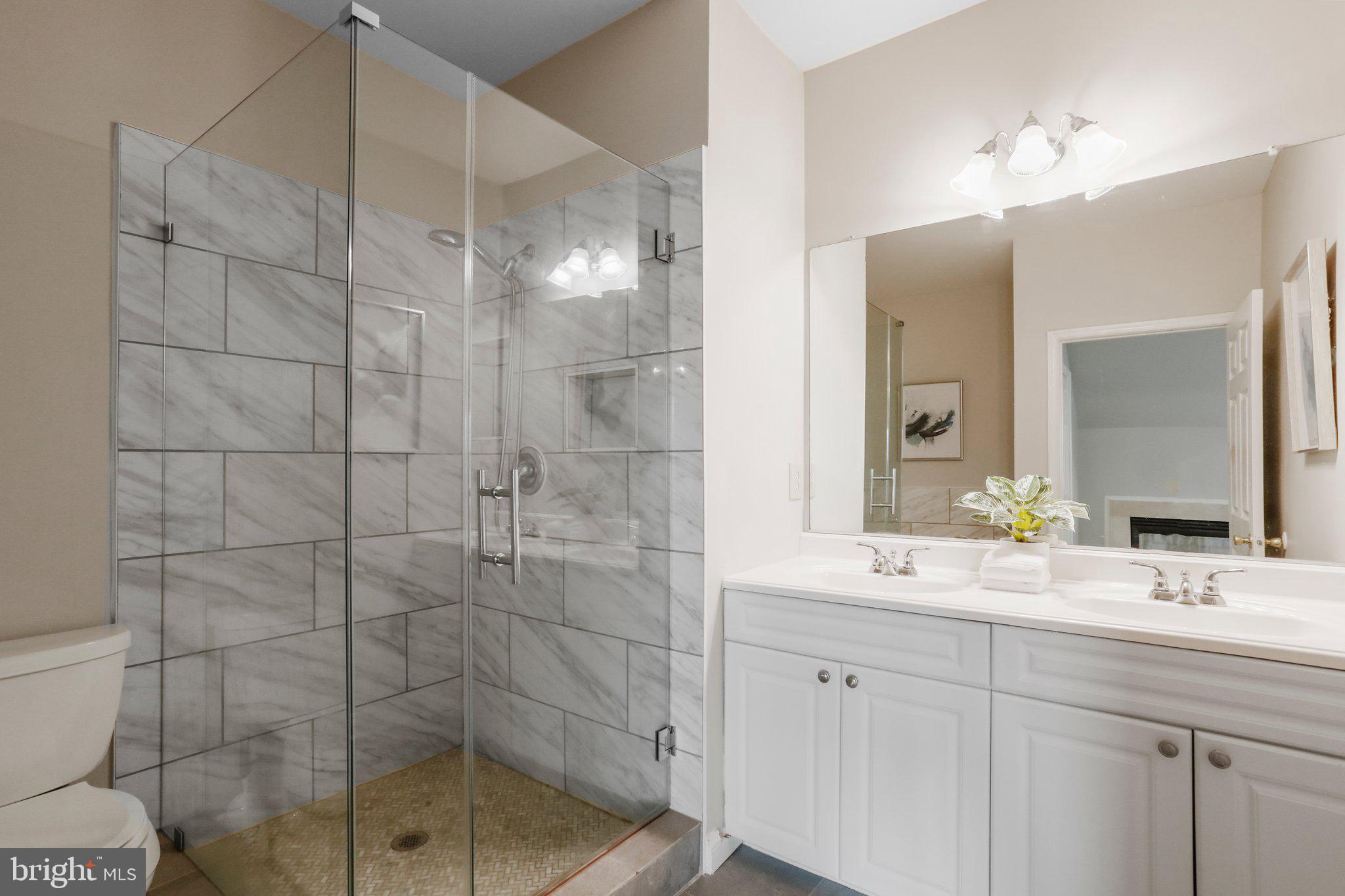 PINEY ORCHARD - Residential