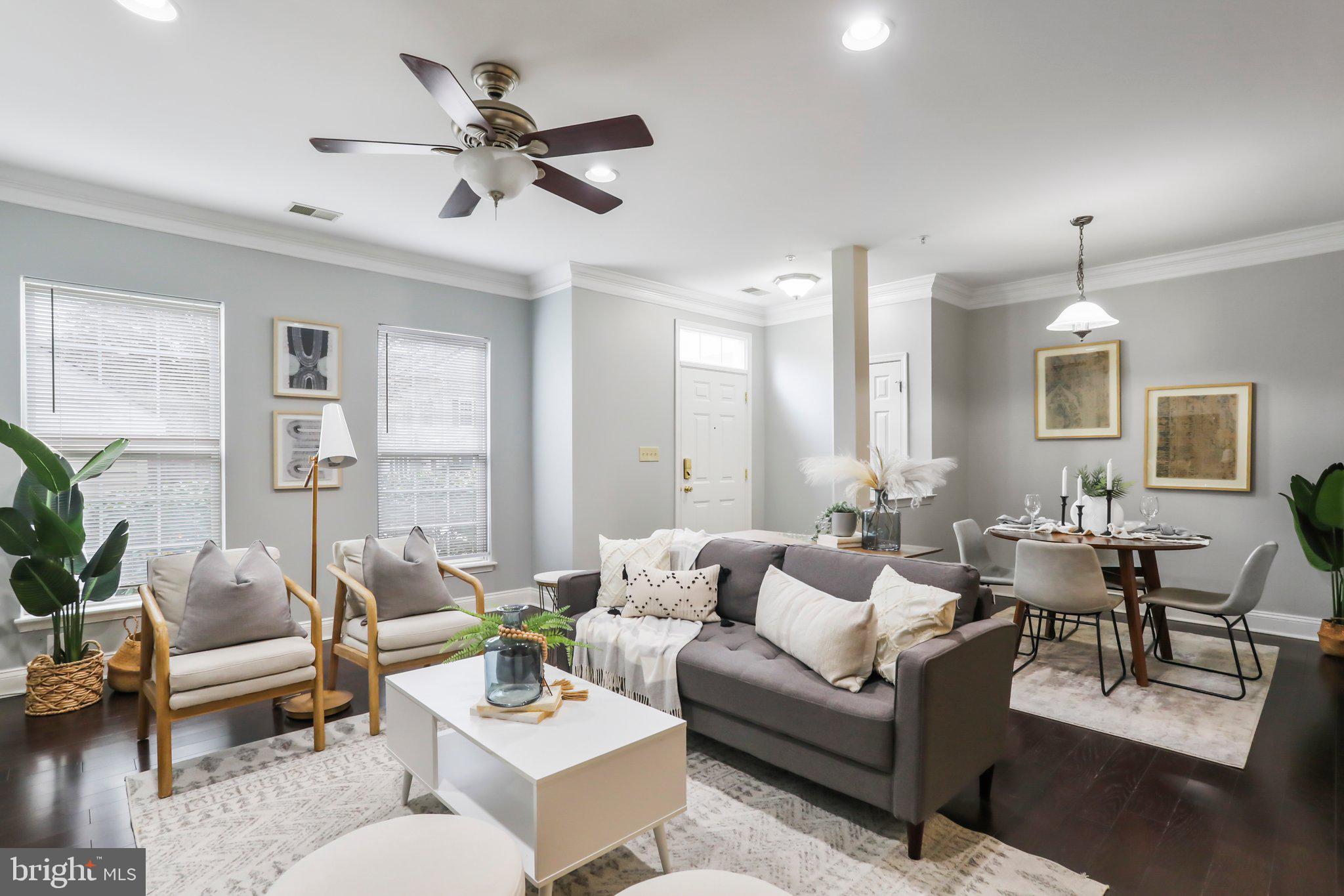 PINEY ORCHARD - Residential