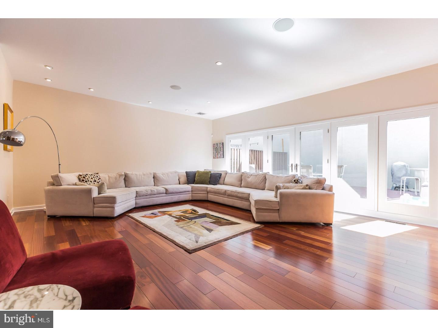 GRADUATE HOSPITAL - Residential