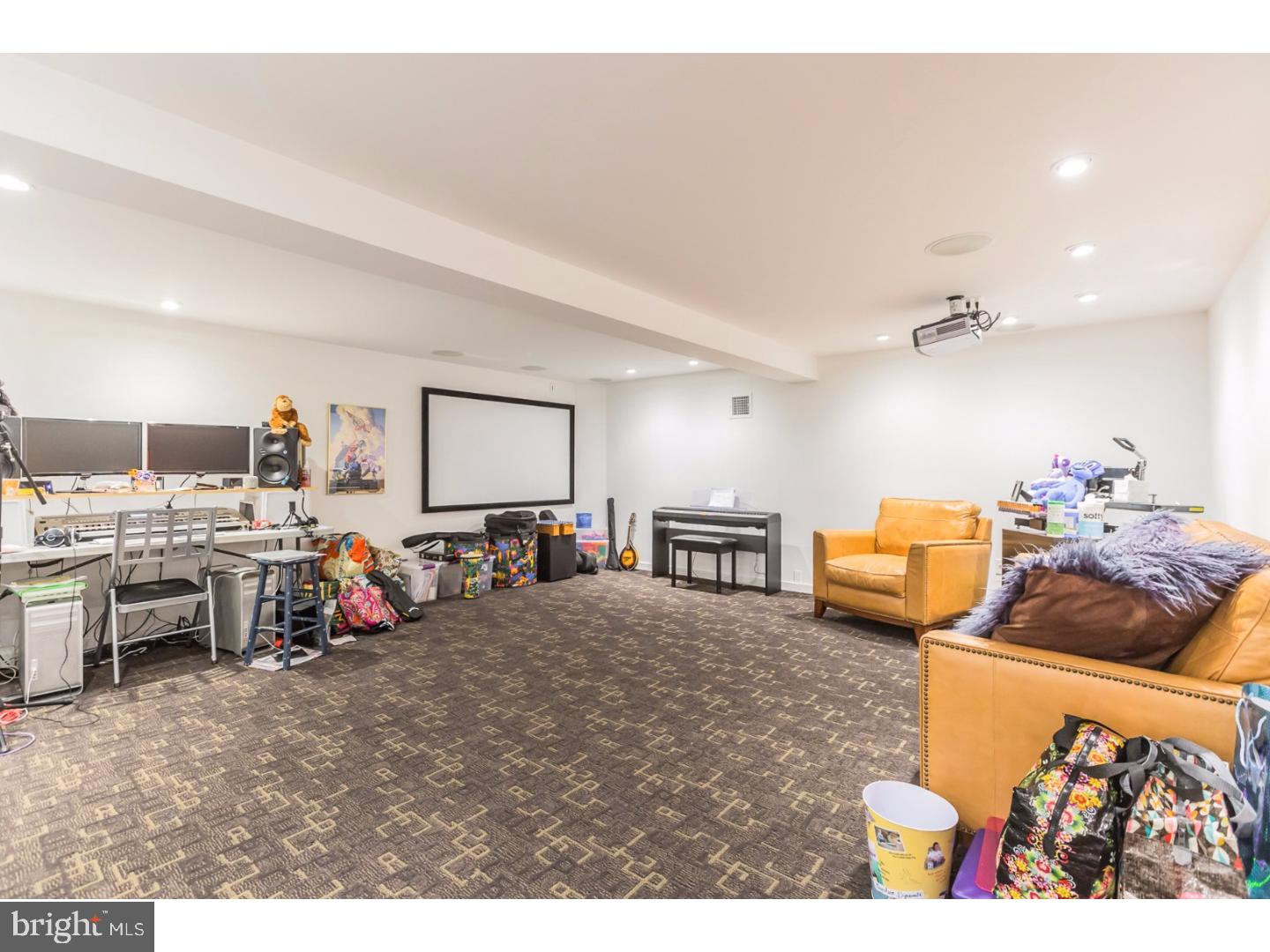 GRADUATE HOSPITAL - Residential