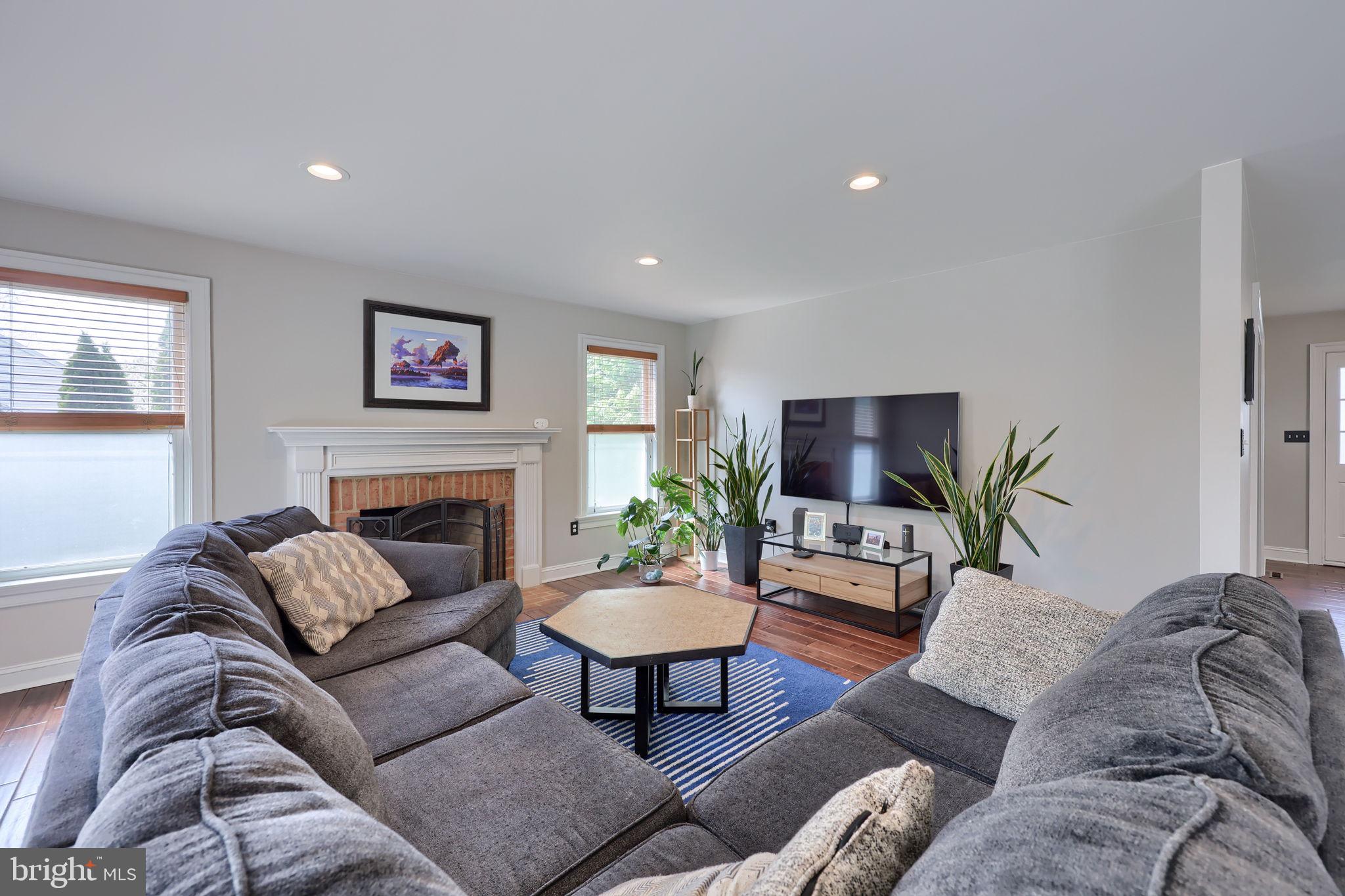 SPRINGDALE FARMS - Residential