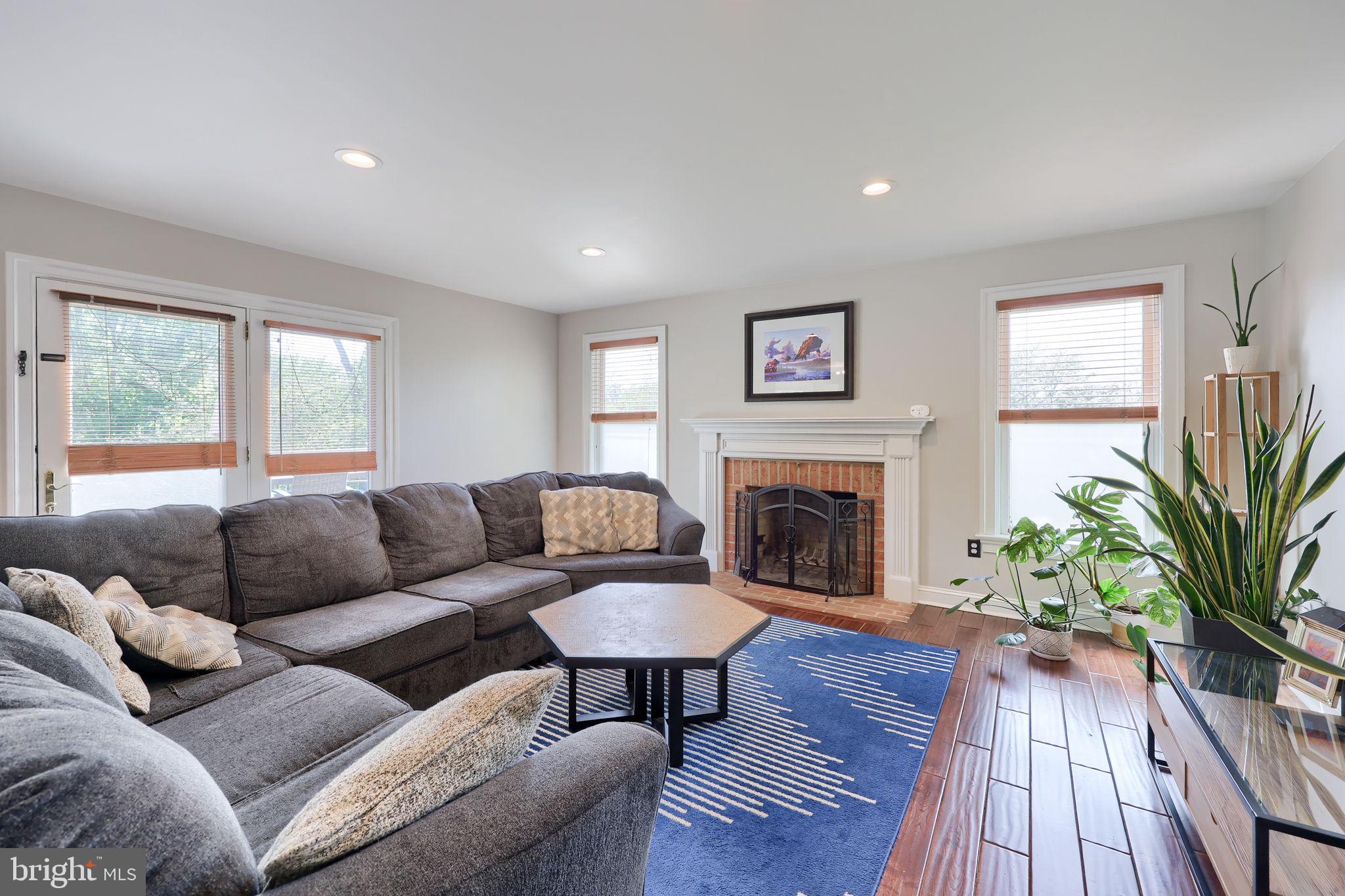 SPRINGDALE FARMS - Residential