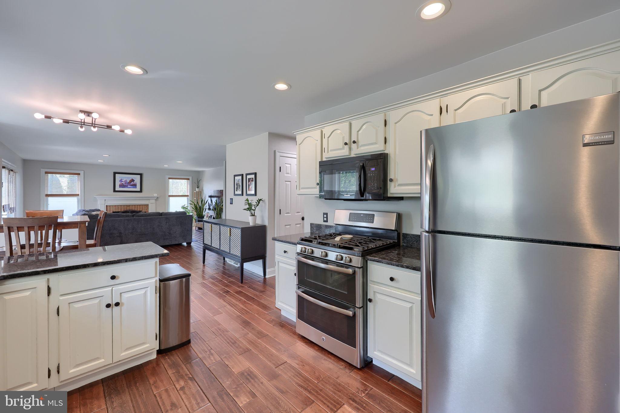 SPRINGDALE FARMS - Residential