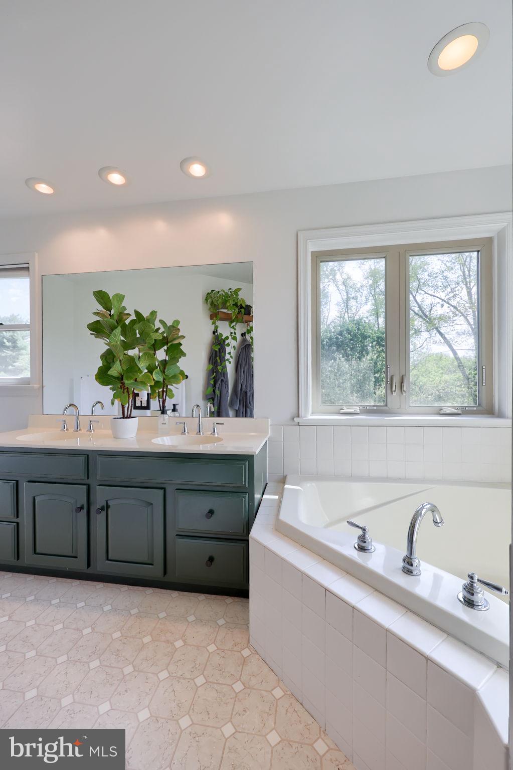 SPRINGDALE FARMS - Residential