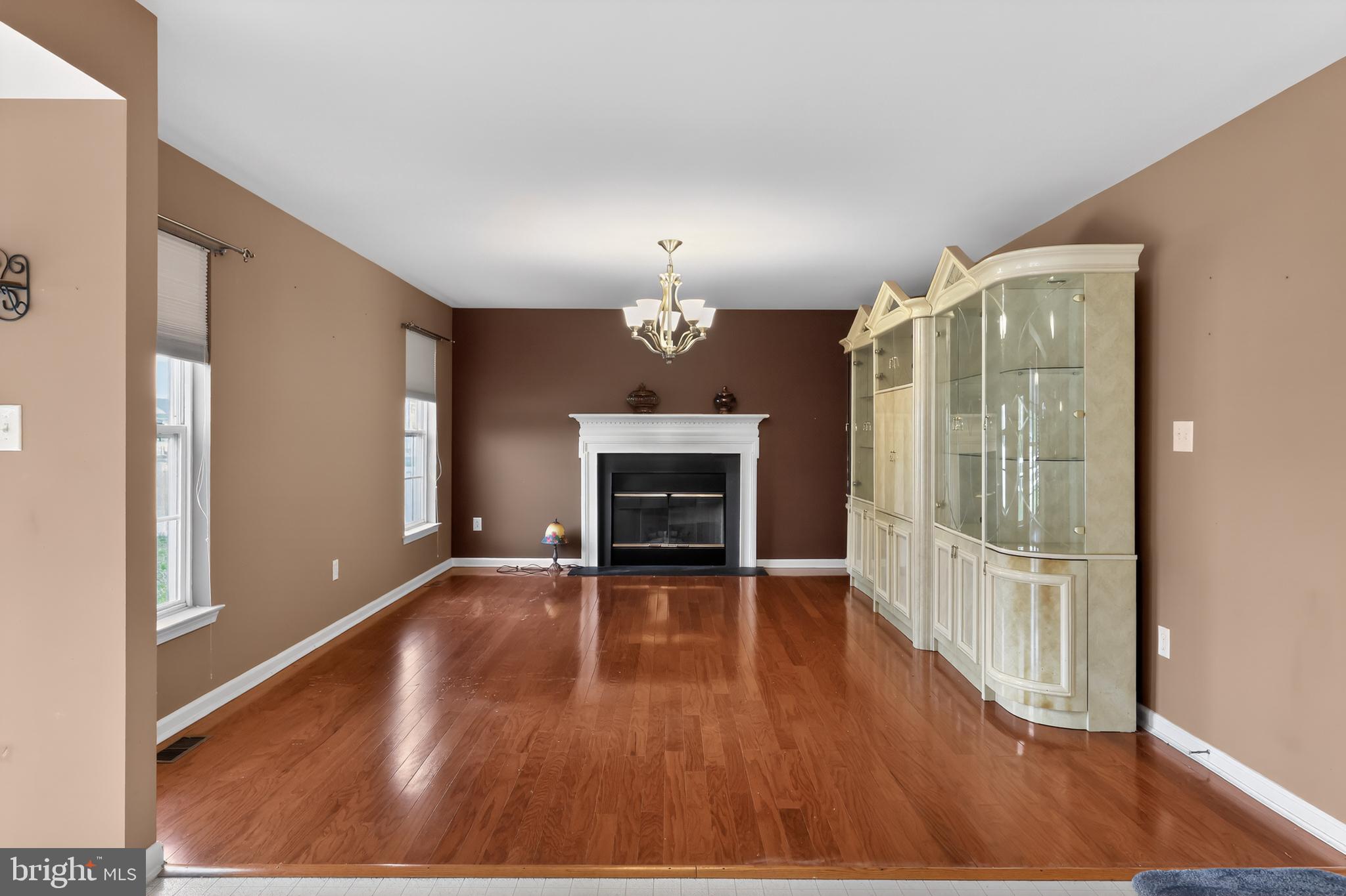 28 SOUTHALL COURT