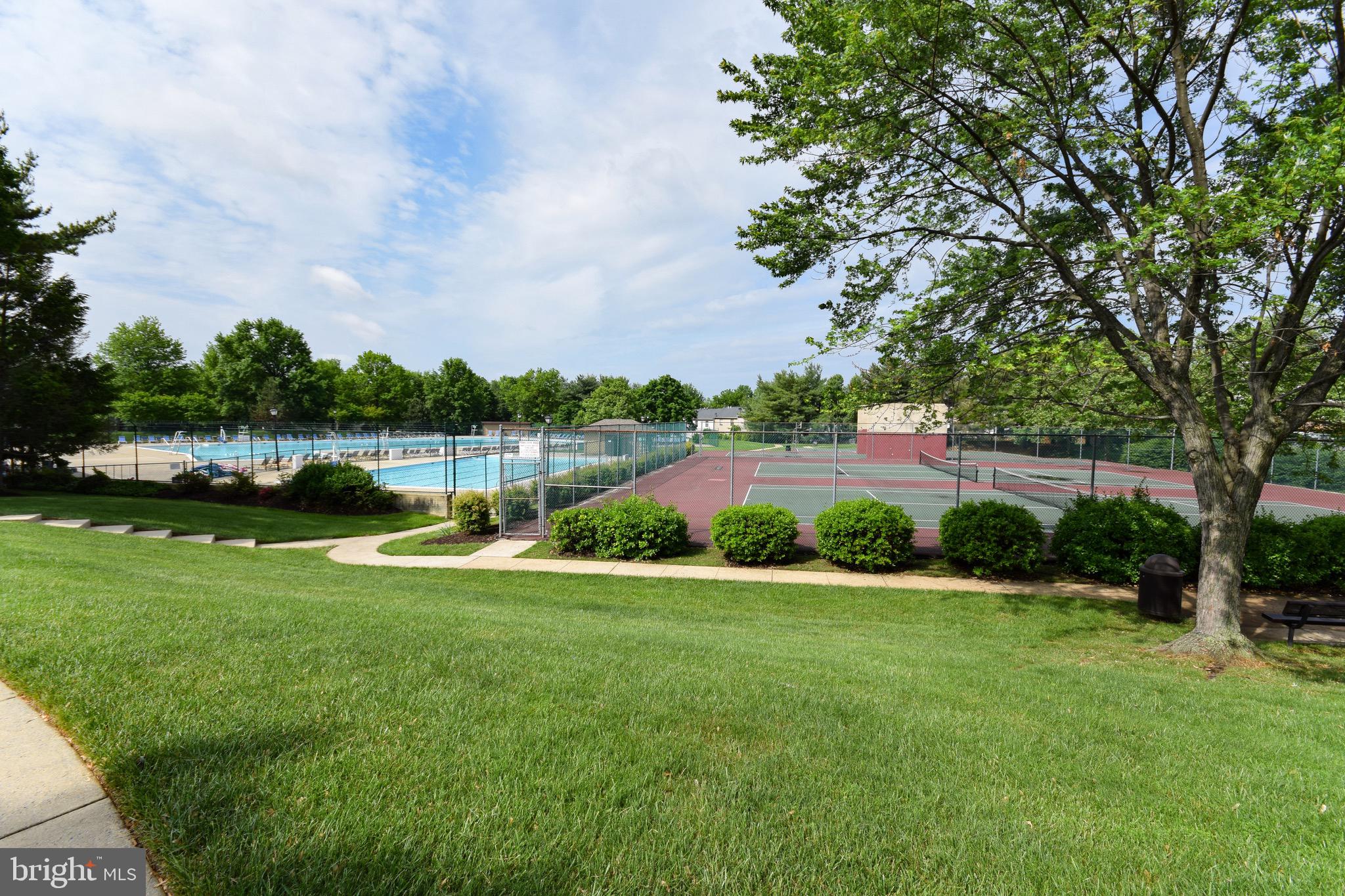 FLOWER HILL - Residential Lease