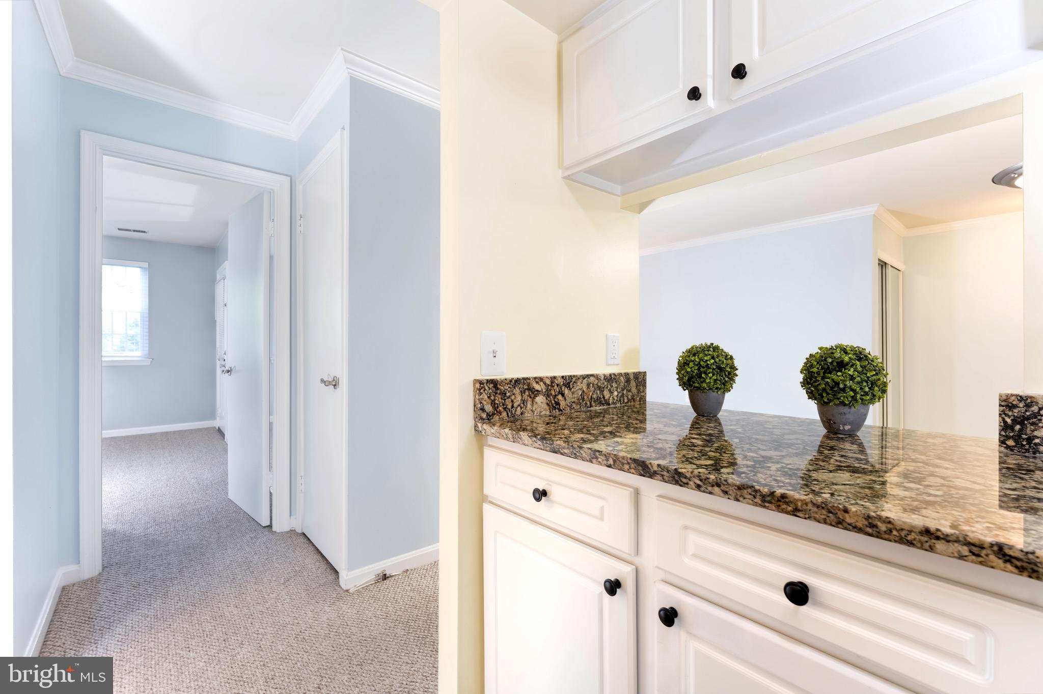 FLOWER HILL - Residential Lease