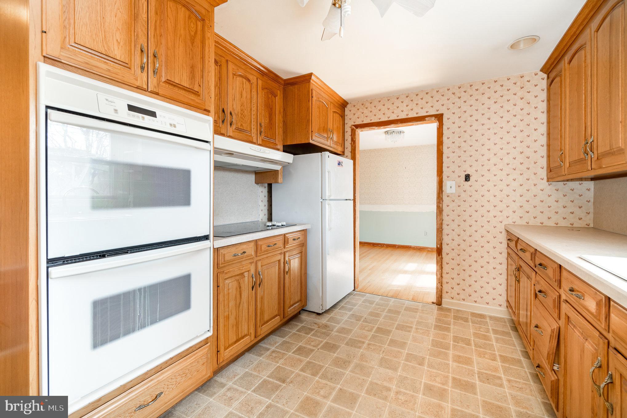 SOUTH GUILFORD HILLS - Residential