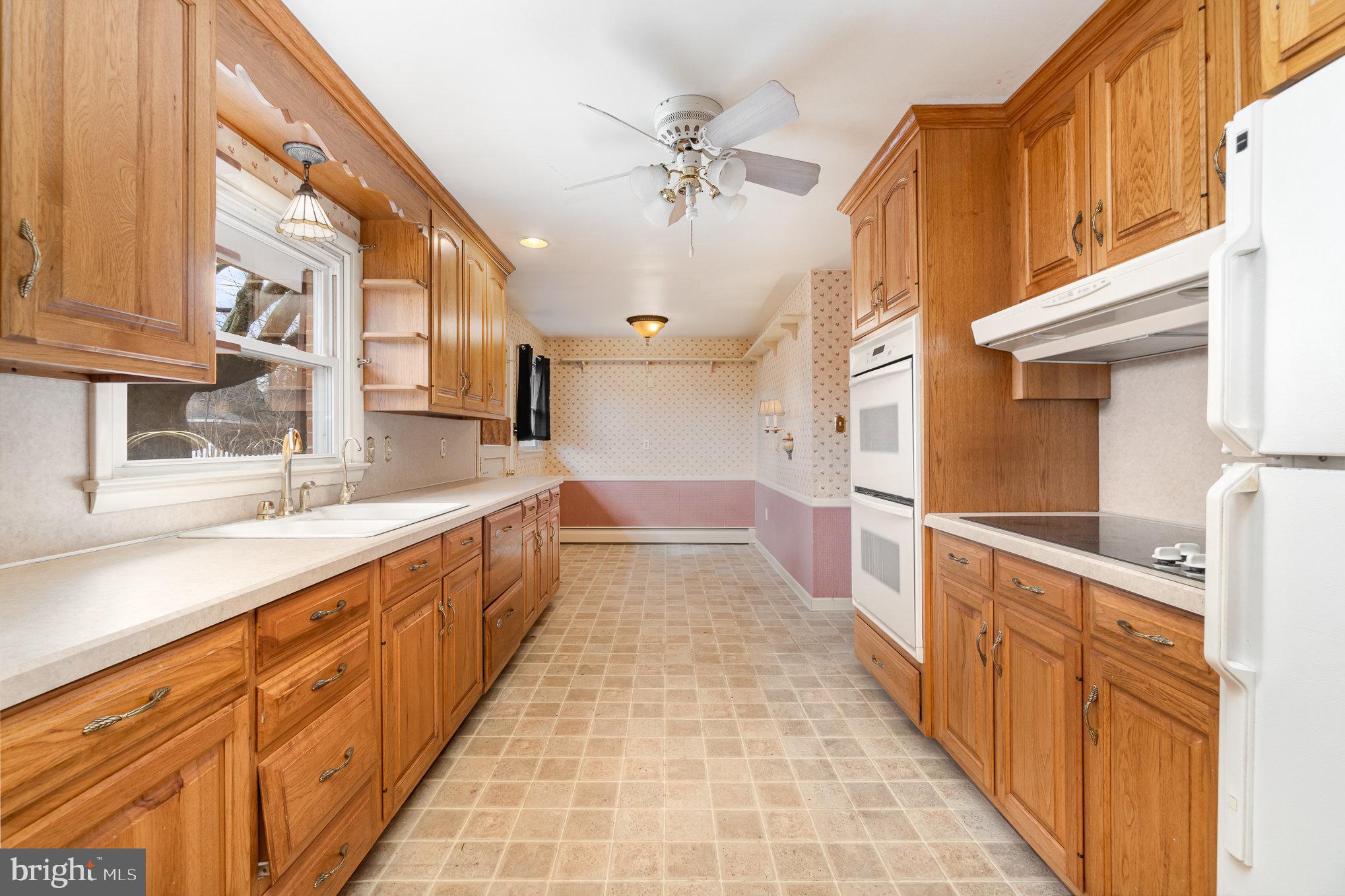 SOUTH GUILFORD HILLS - Residential