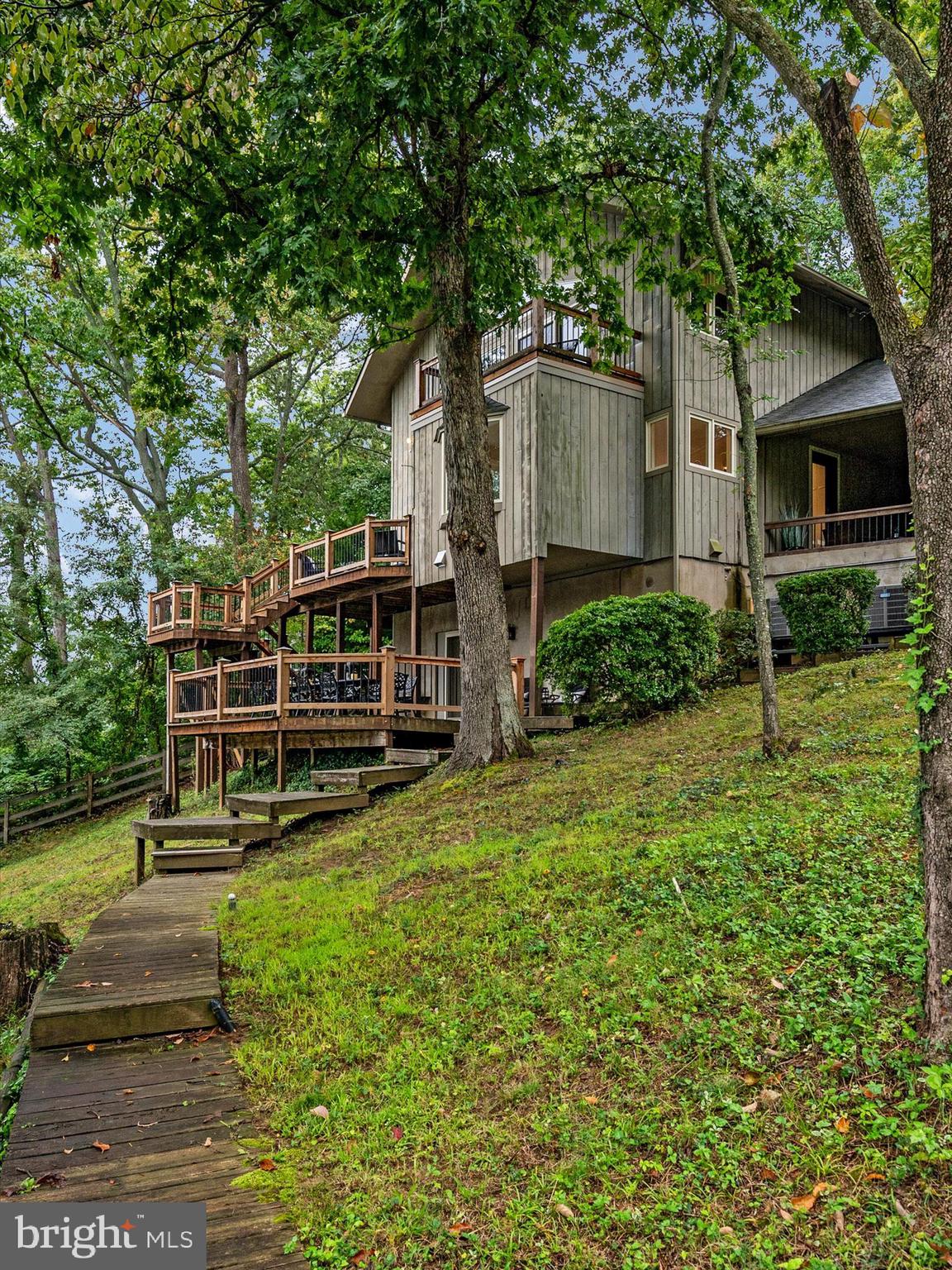 WEEMS CREEK - Residential