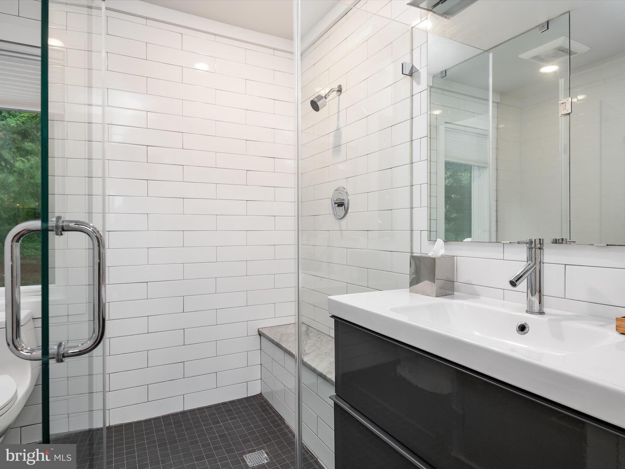 WEEMS CREEK - Residential