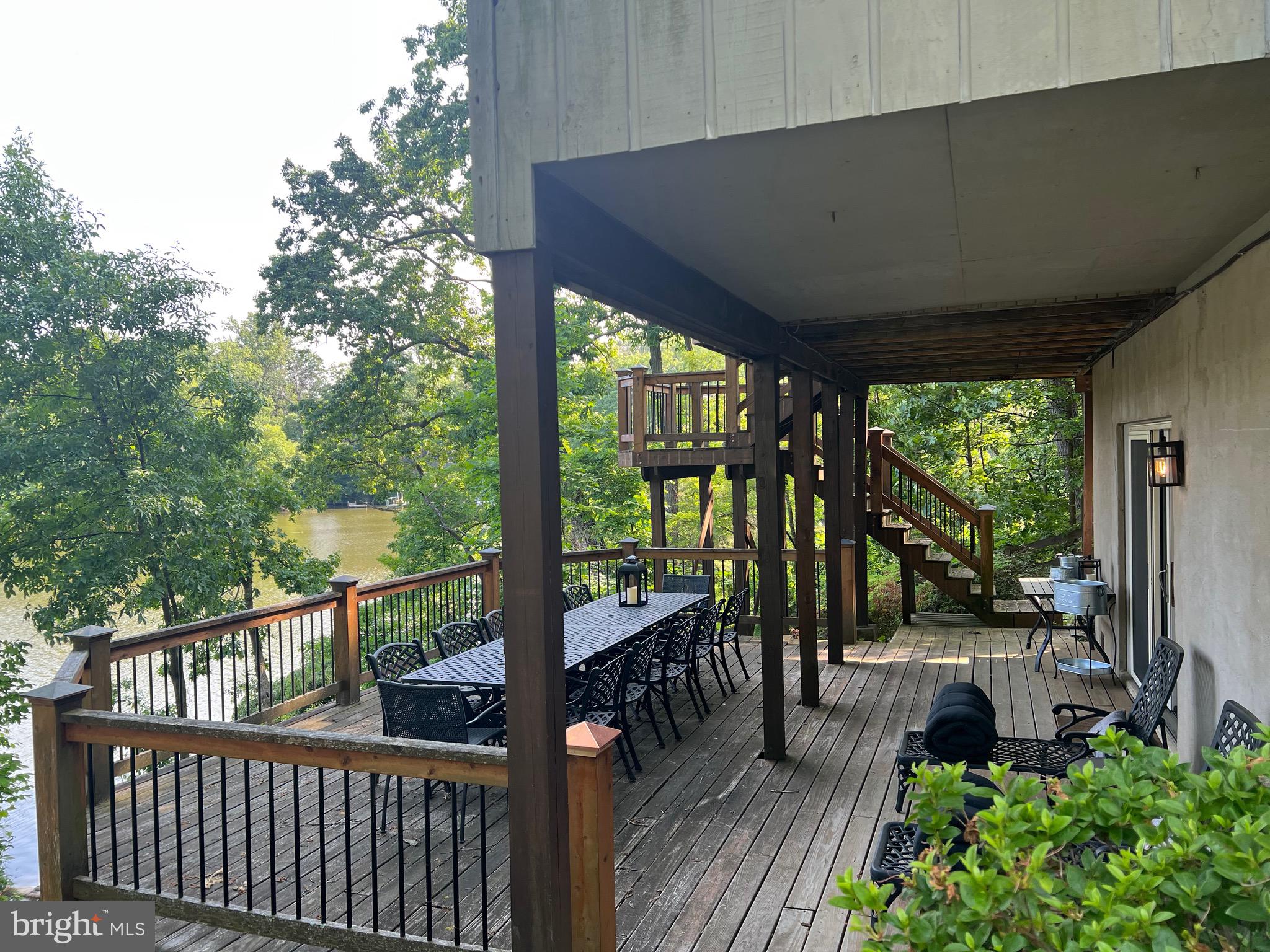 WEEMS CREEK - Residential