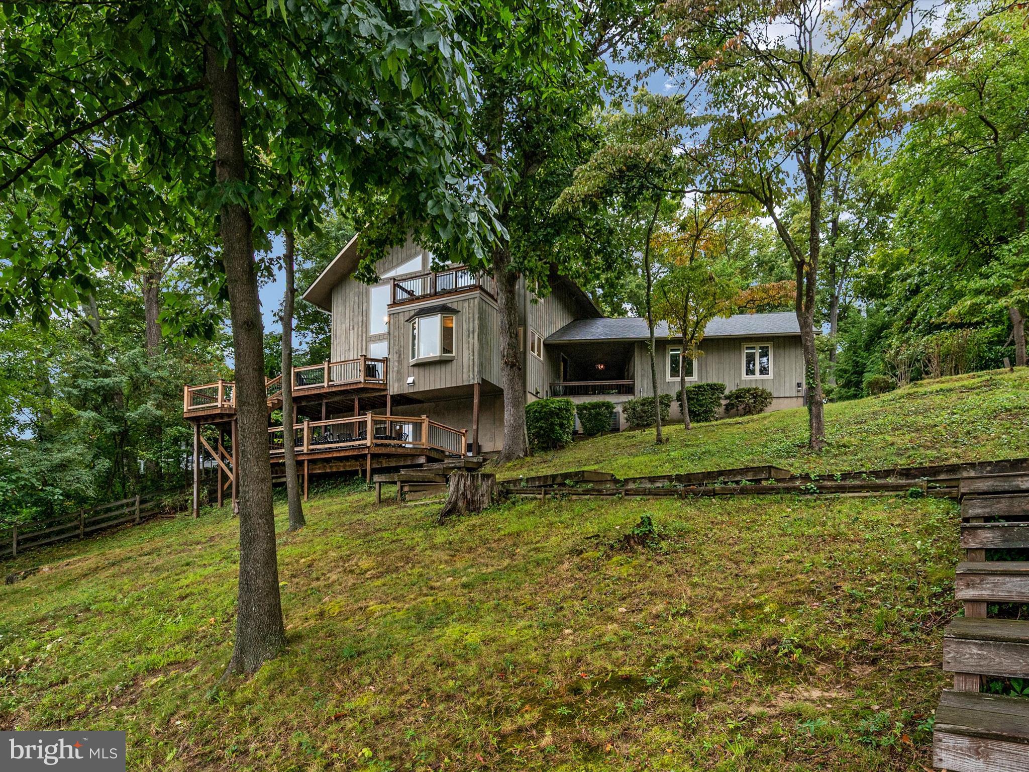 WEEMS CREEK - Residential