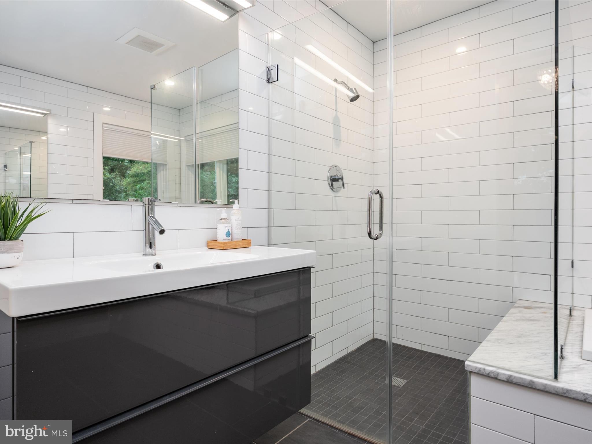 WEEMS CREEK - Residential