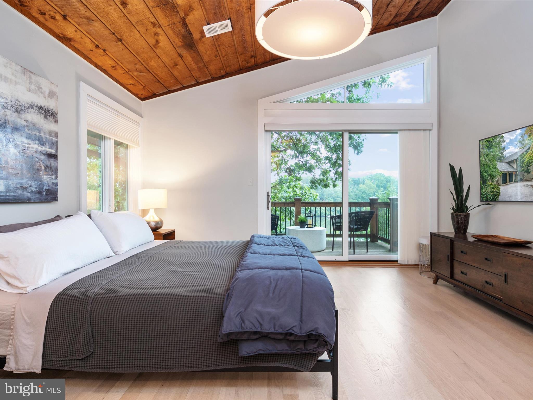 WEEMS CREEK - Residential