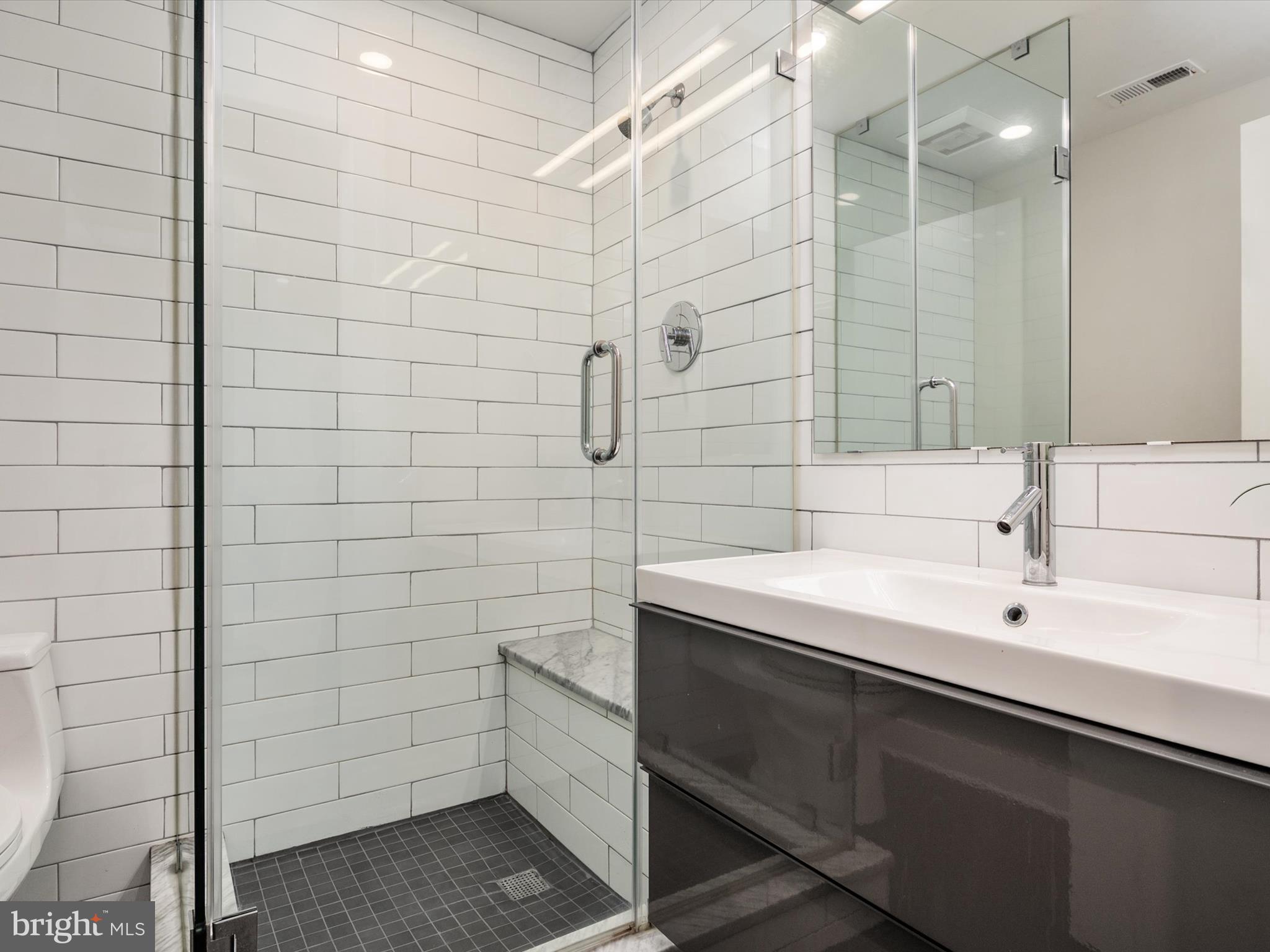 WEEMS CREEK - Residential