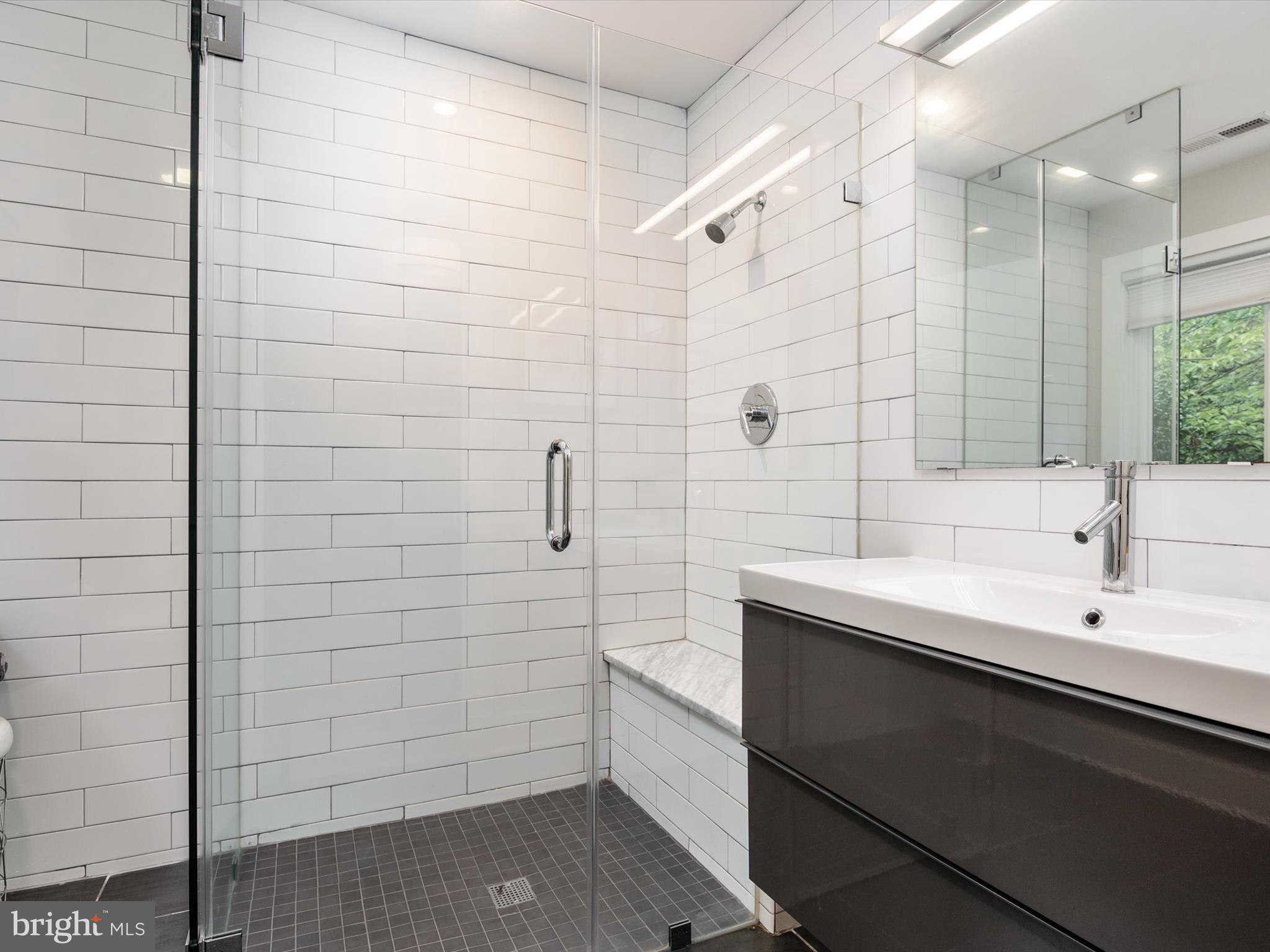 WEEMS CREEK - Residential