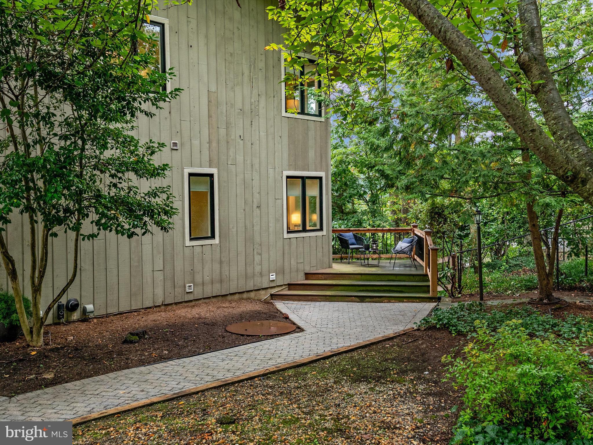 WEEMS CREEK - Residential